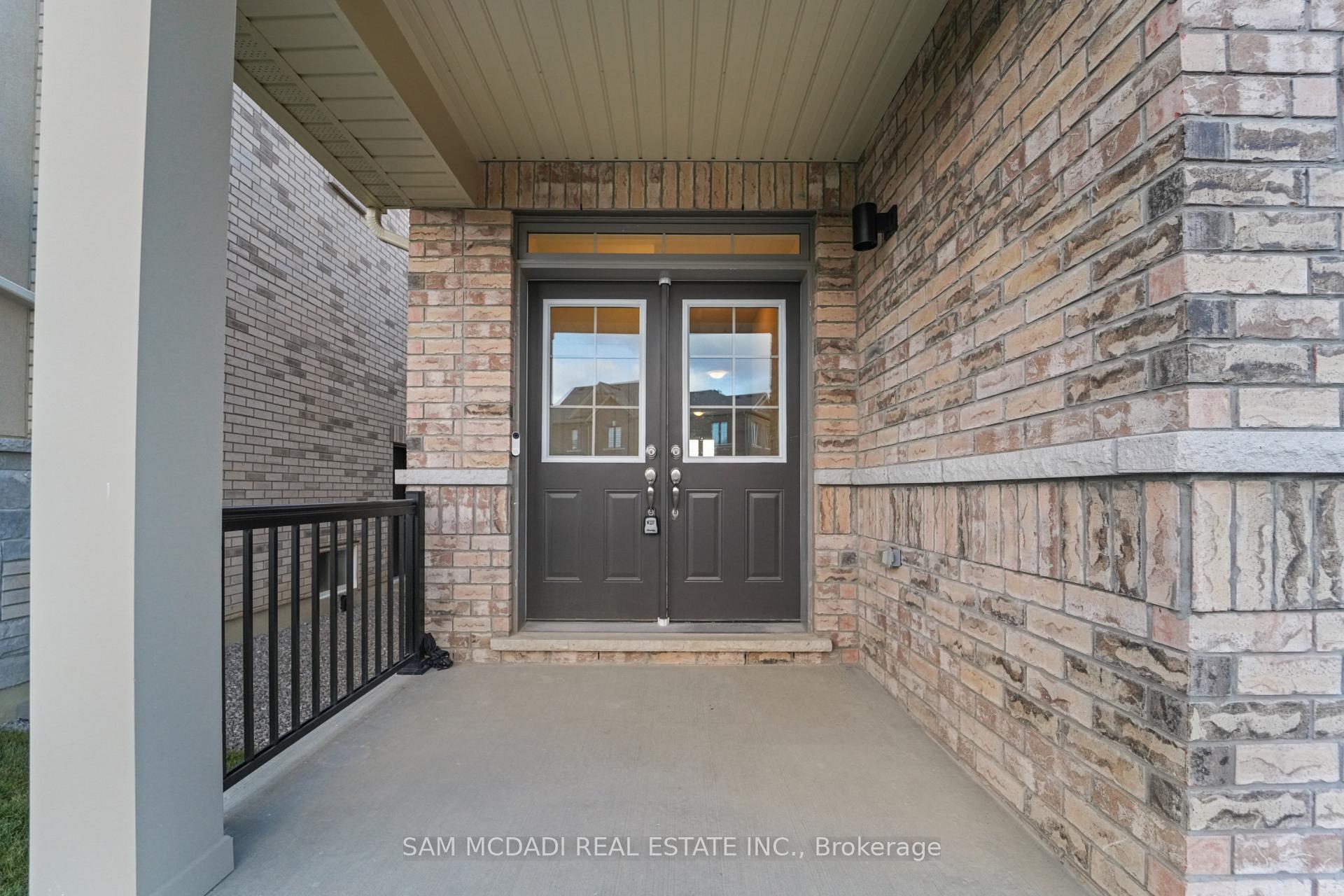 37 SOUTHBURY MANOR (Upper) Drive