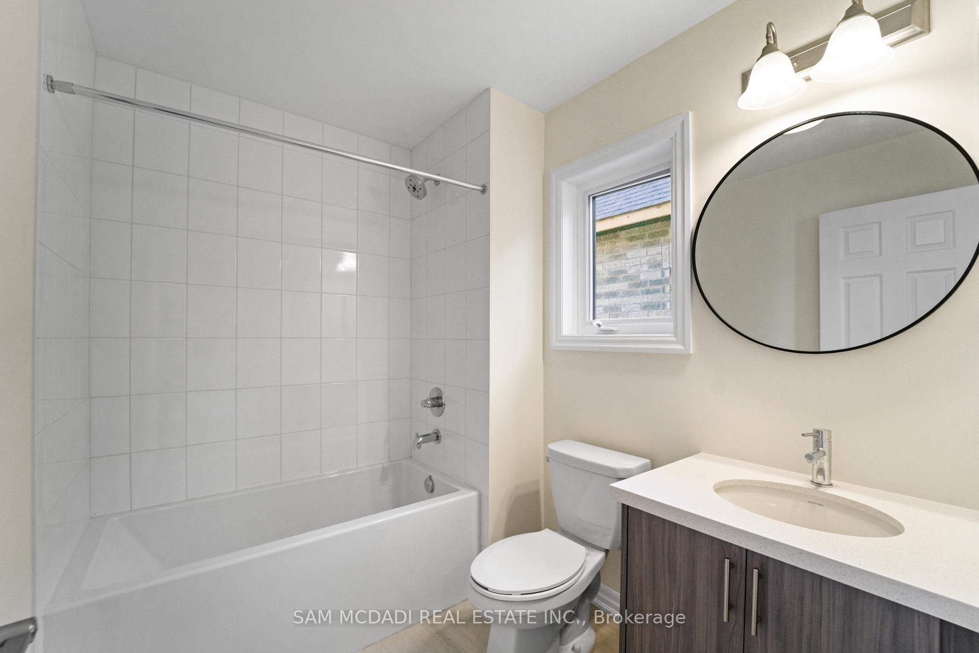 37 SOUTHBURY MANOR (Upper) Drive