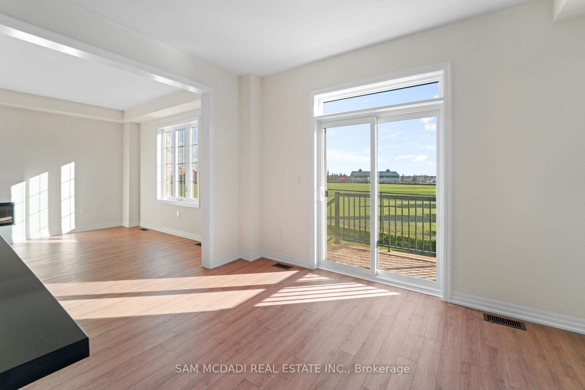 37 SOUTHBURY MANOR (Upper) Drive