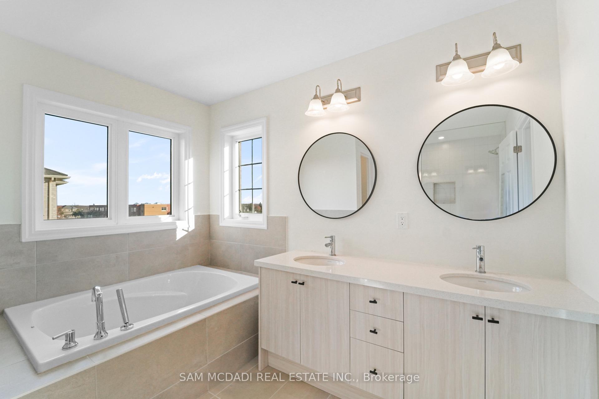 37 SOUTHBURY MANOR (Upper) Drive