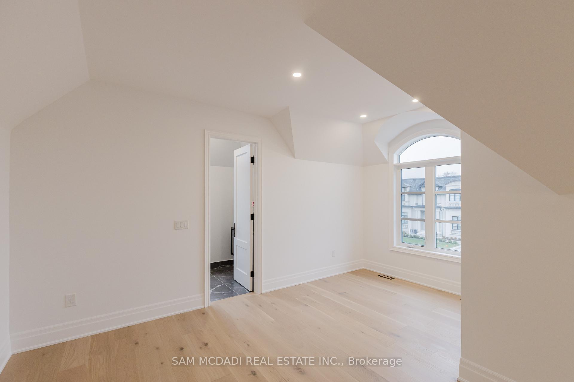 243 Prince George Crescent