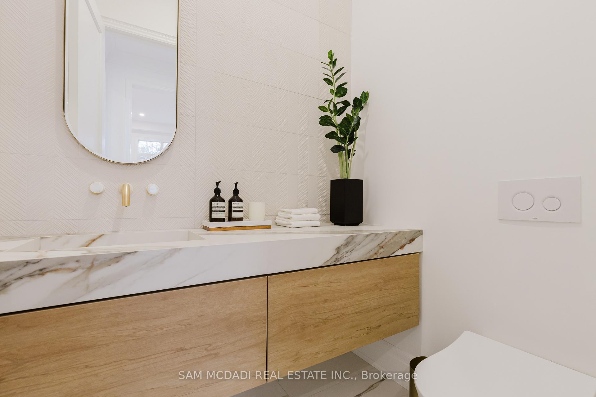 243 Prince George Crescent