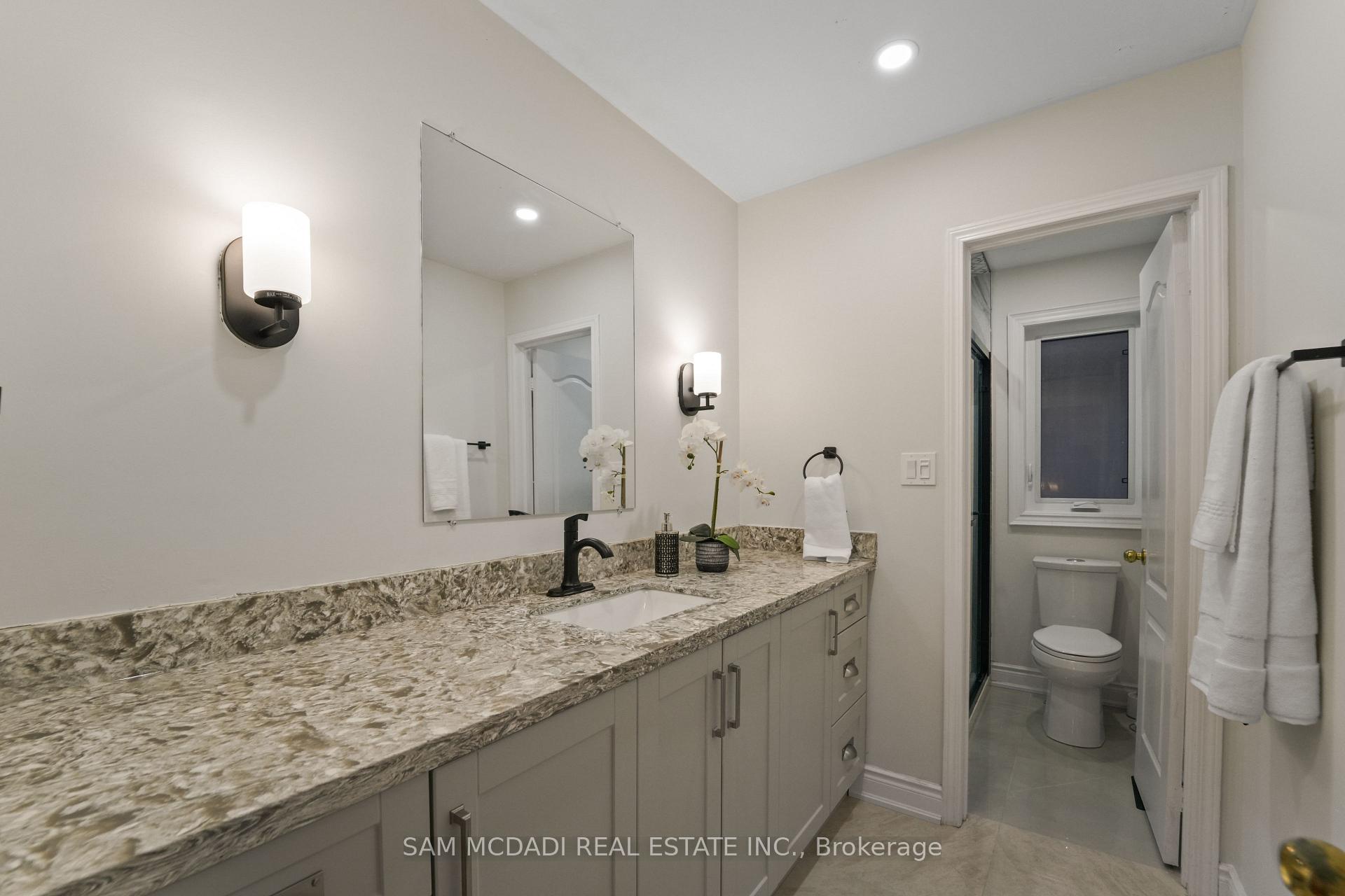 3619 Waterfall Crescent