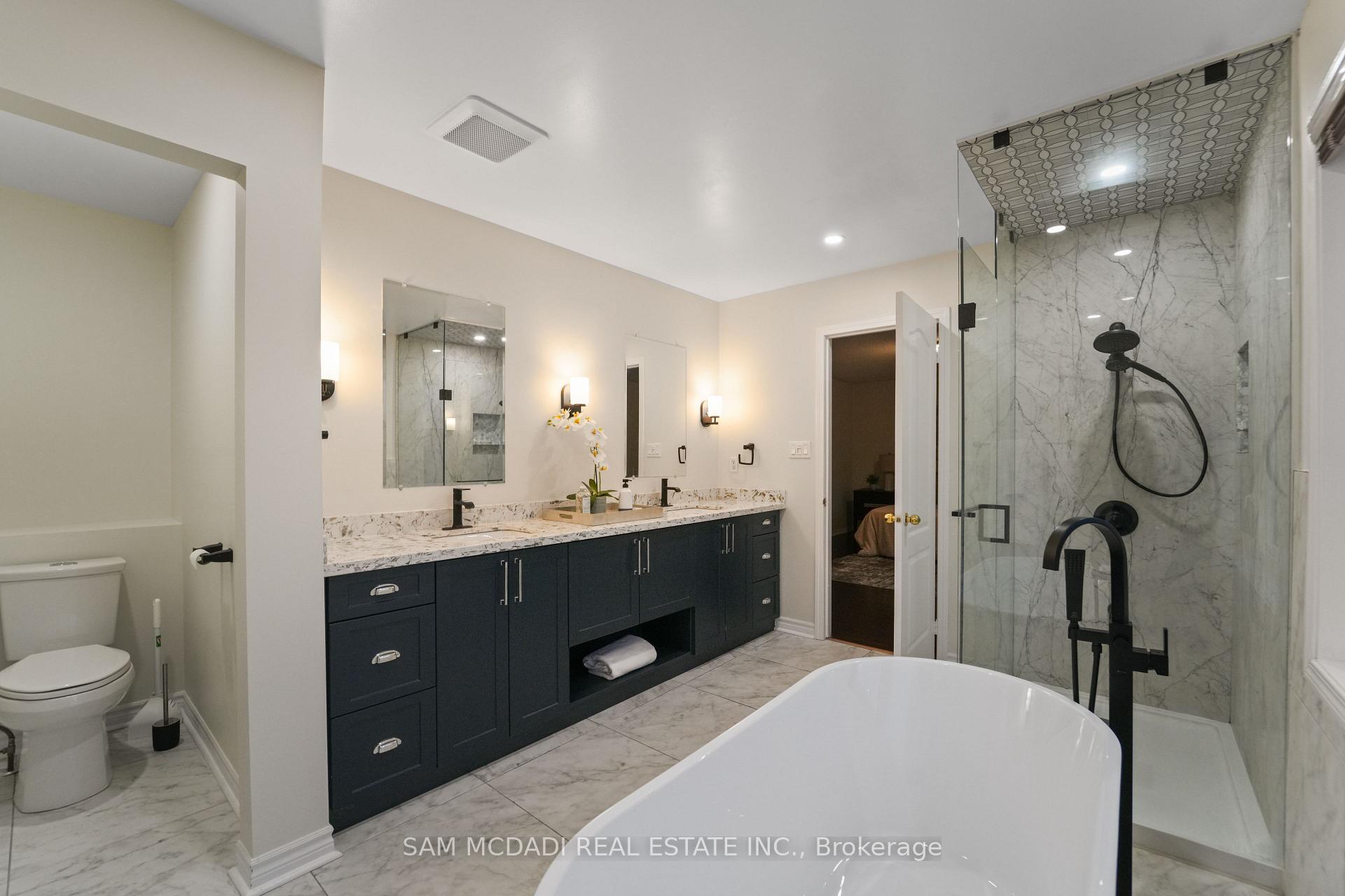 3619 Waterfall Crescent