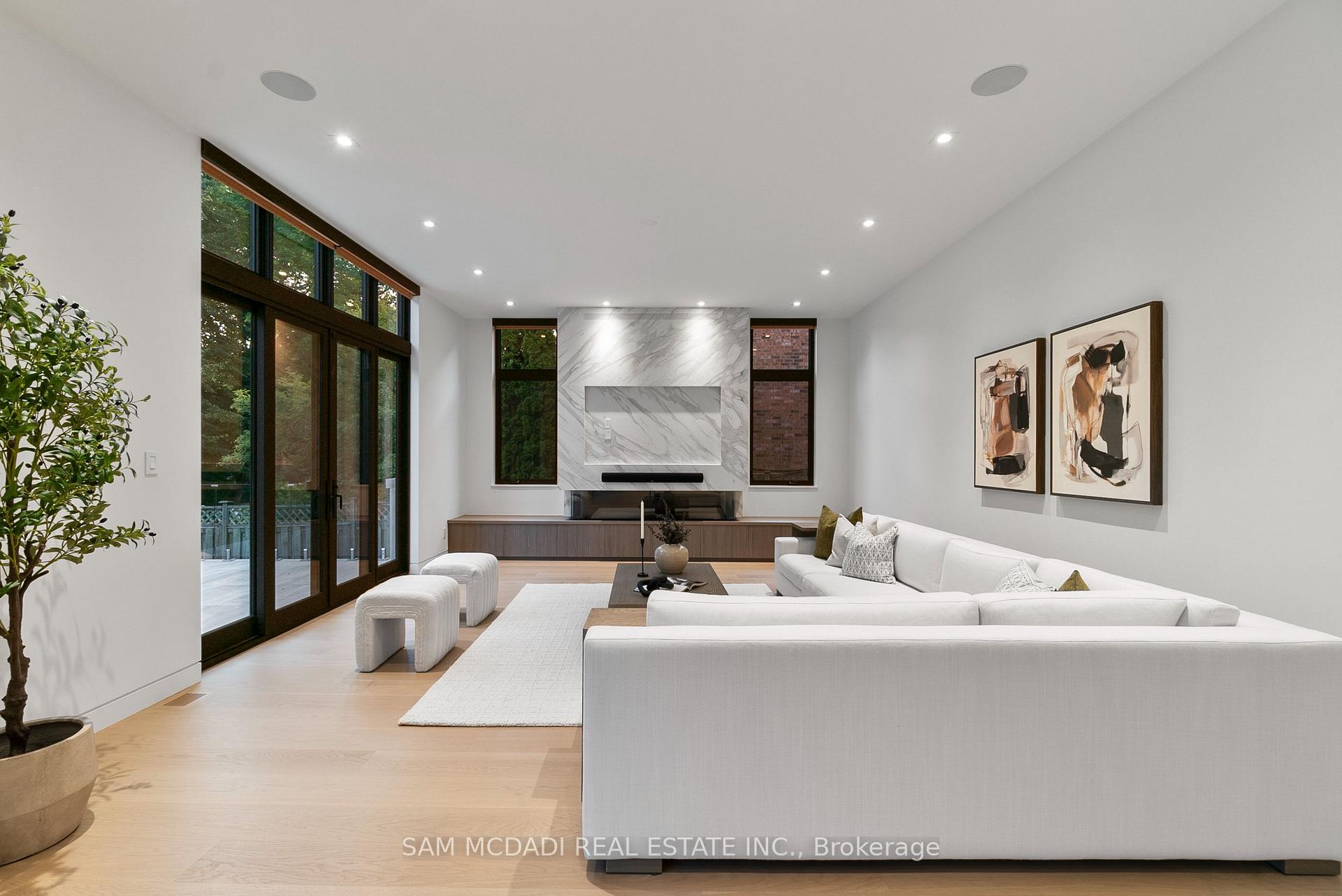 1222 Mississauga Road