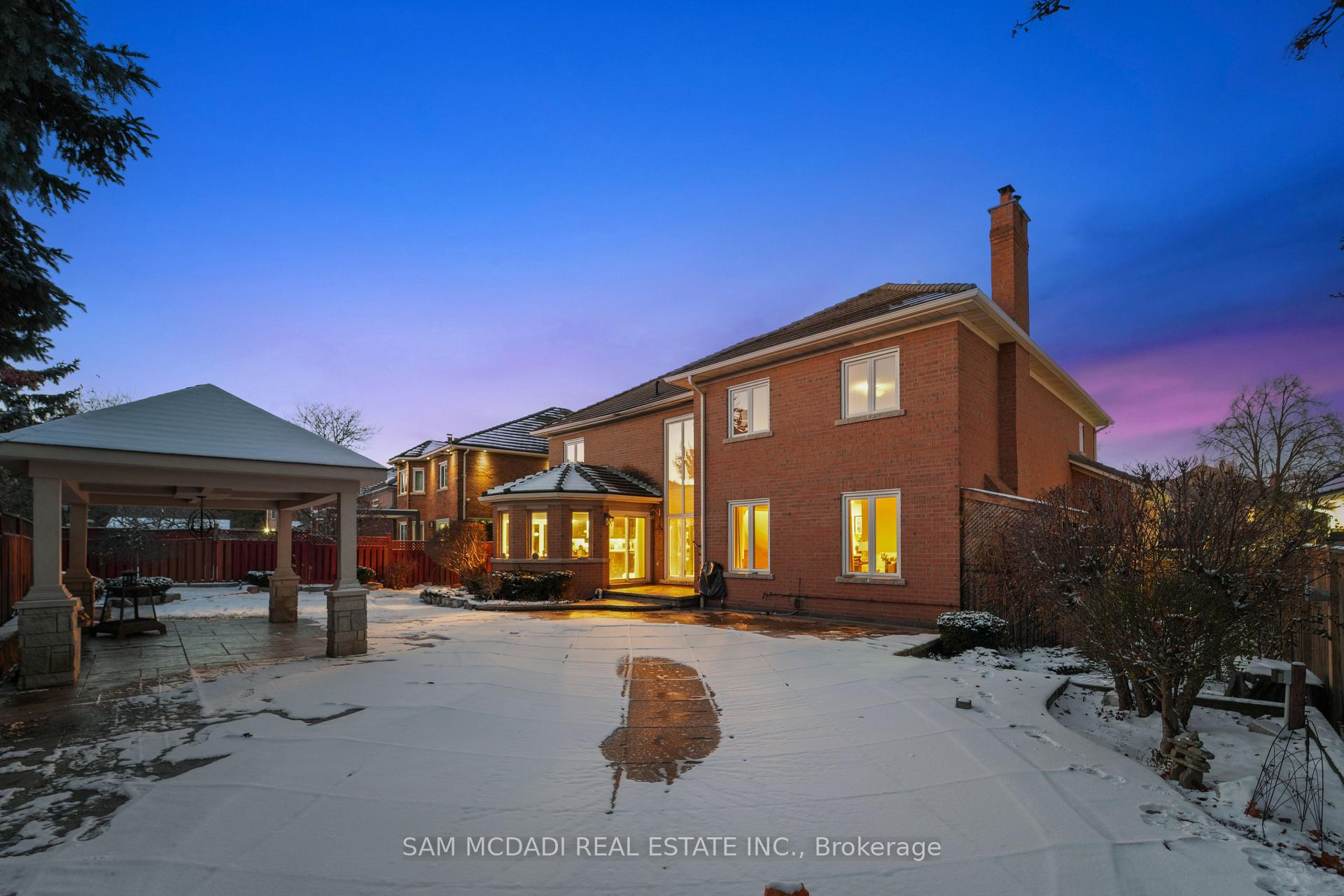 4873 Forest Hill Drive