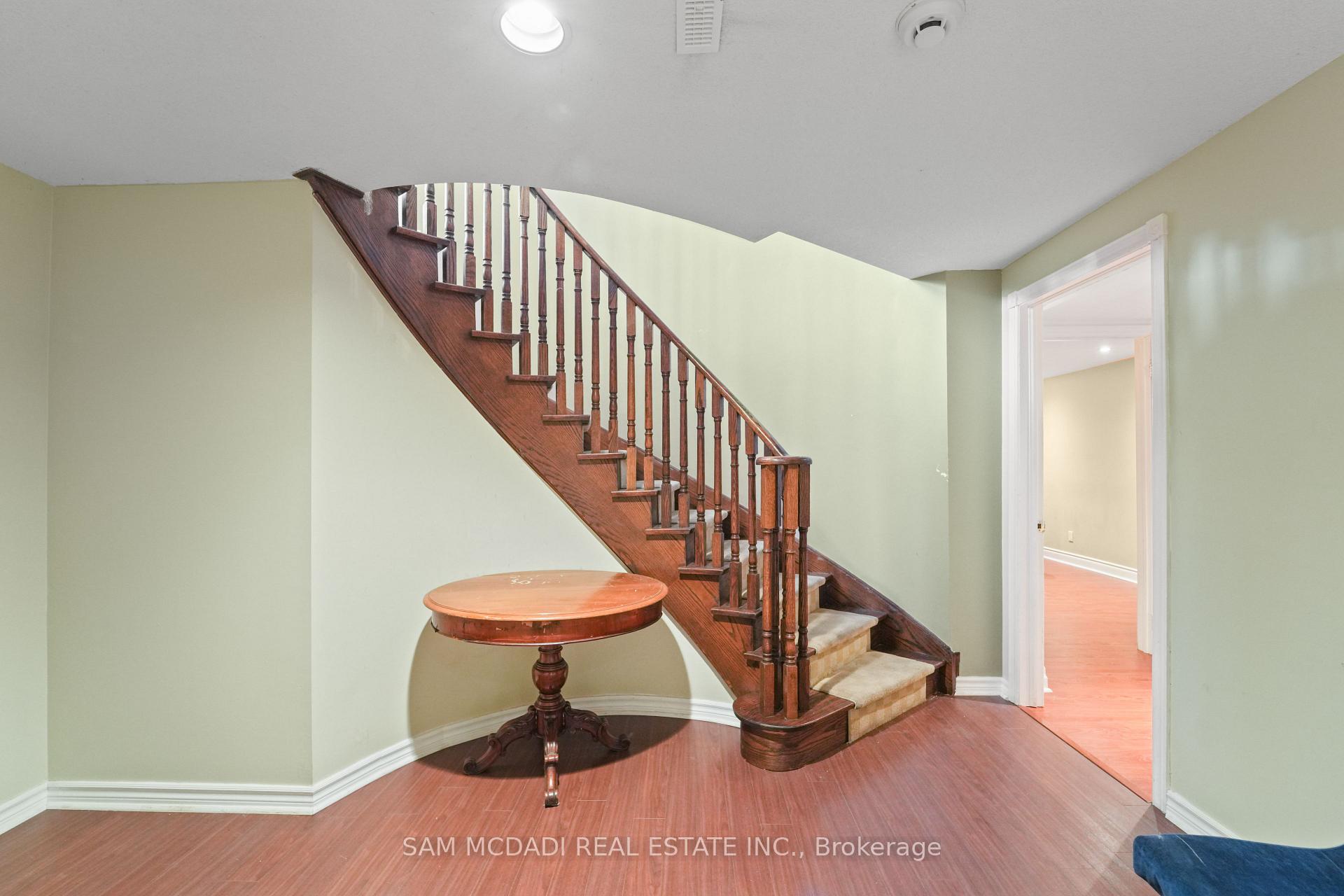 4873 Forest Hill Drive