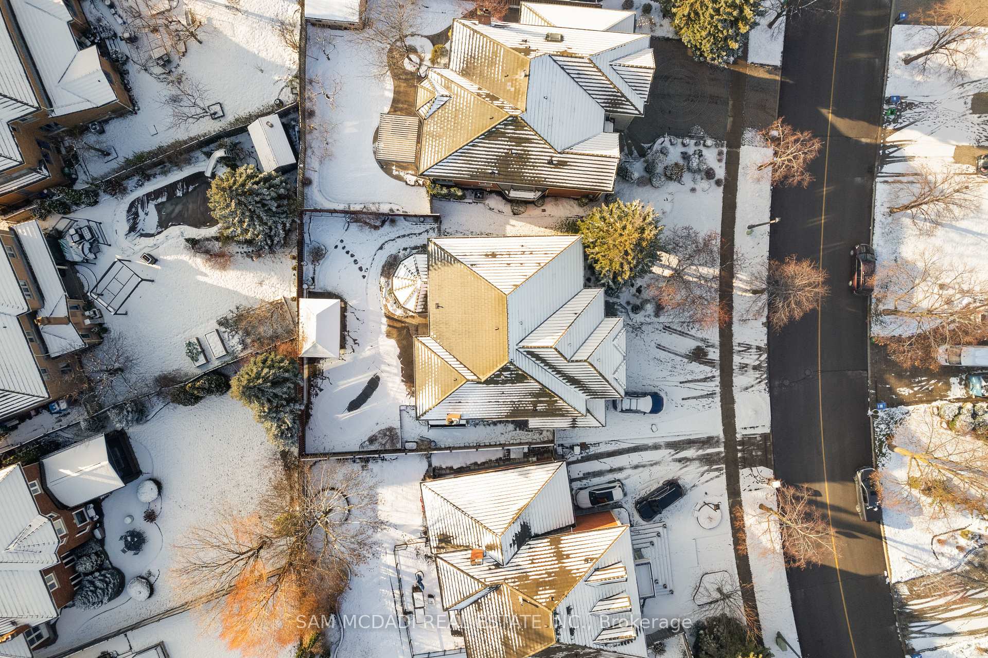 4873 Forest Hill Drive