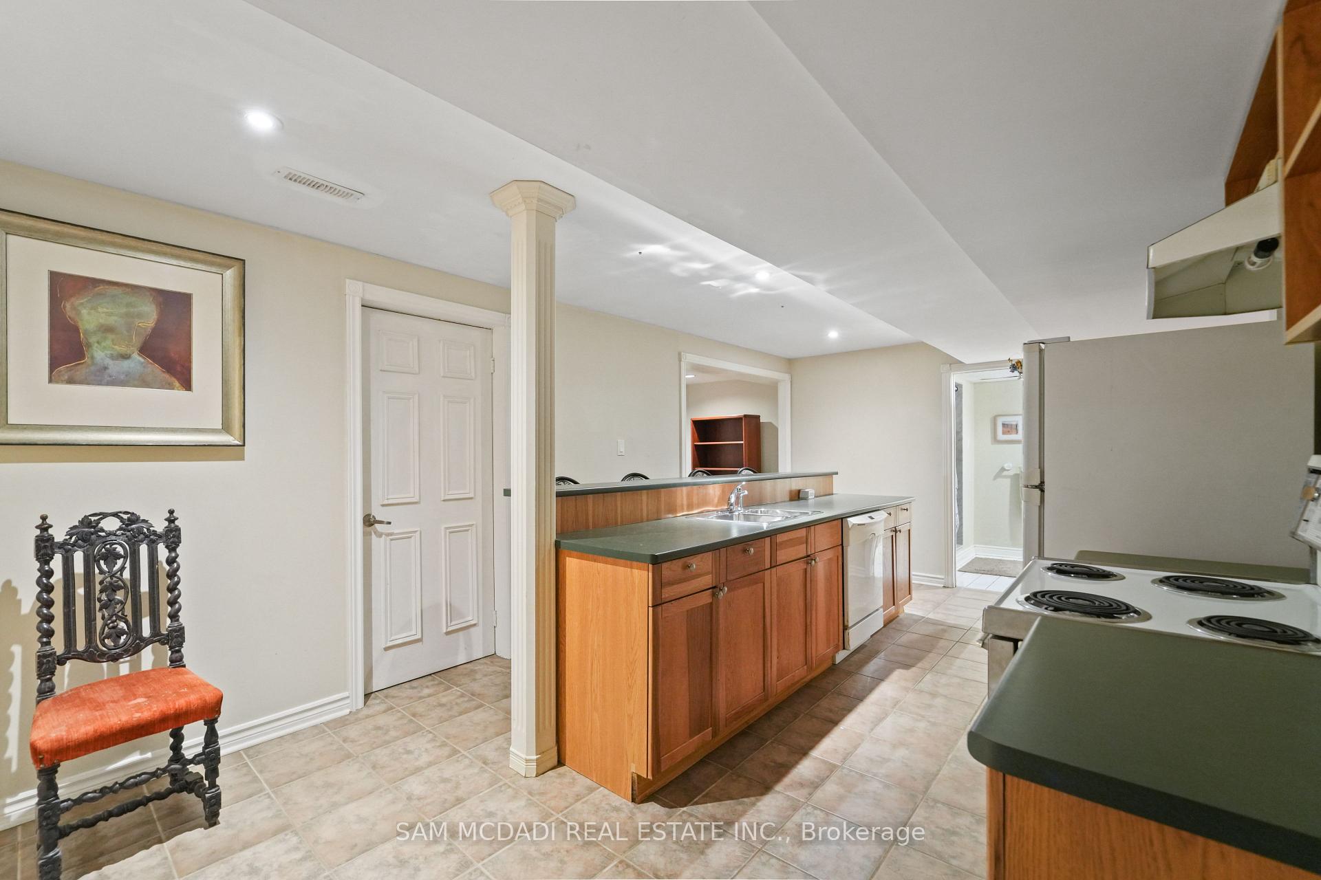 4873 Forest Hill Drive