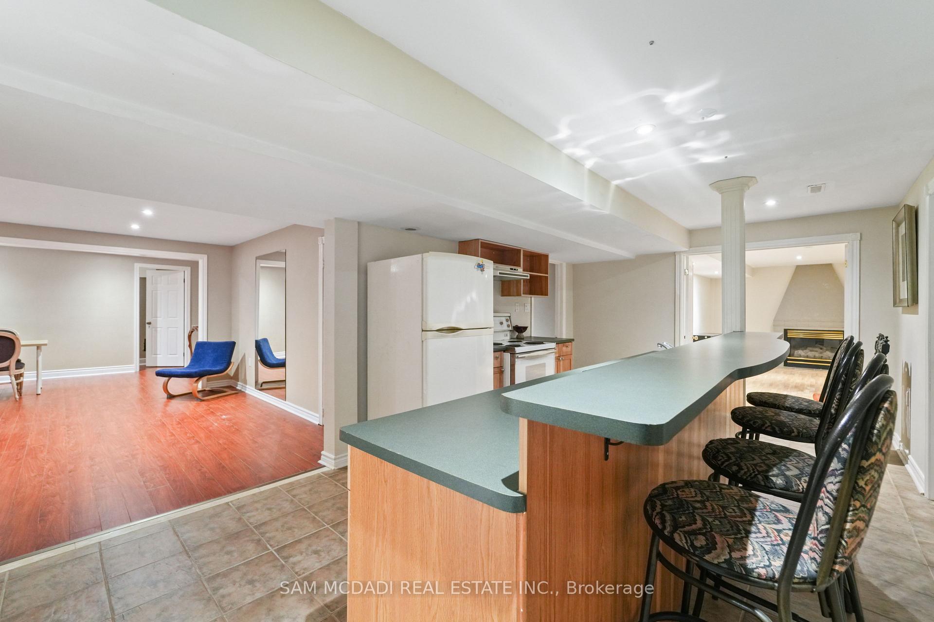 4873 Forest Hill Drive