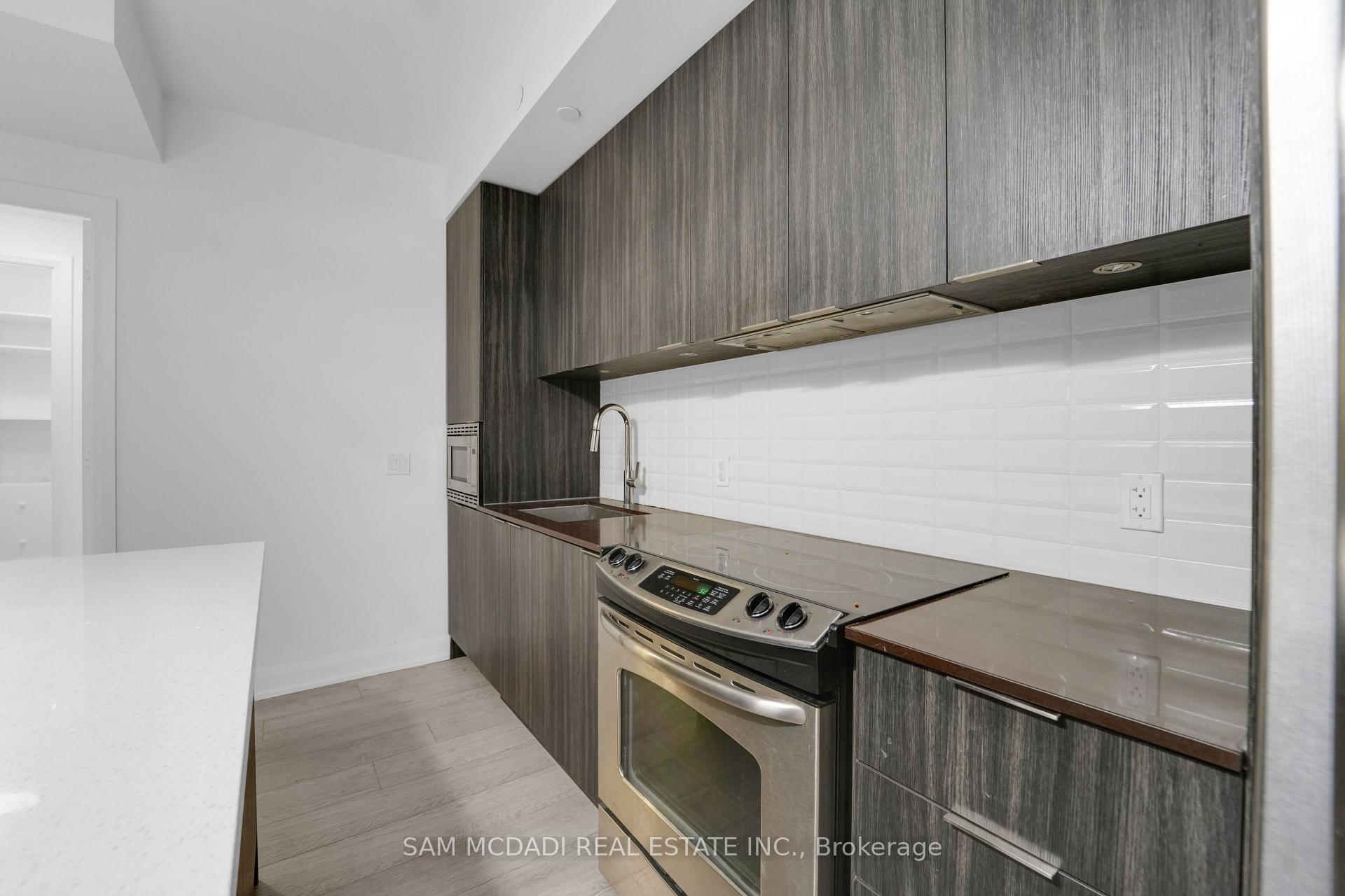 110 Marine Parade Drive 1010