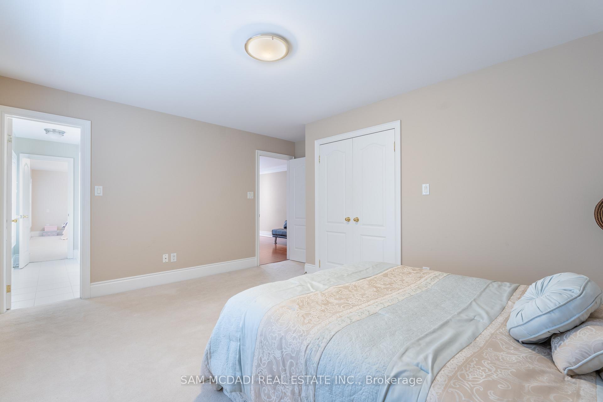 3248 Barchester Court