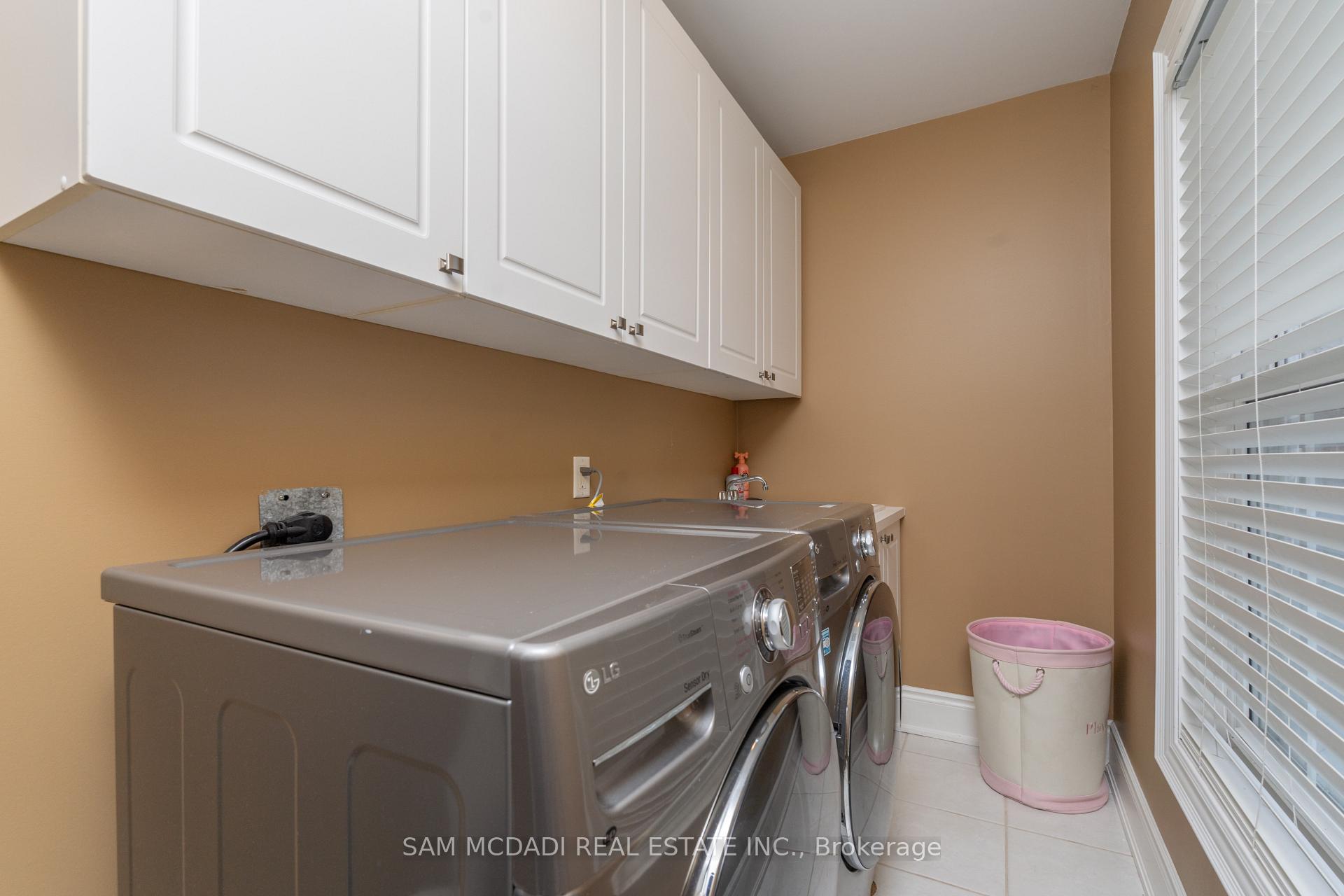 3248 Barchester Court