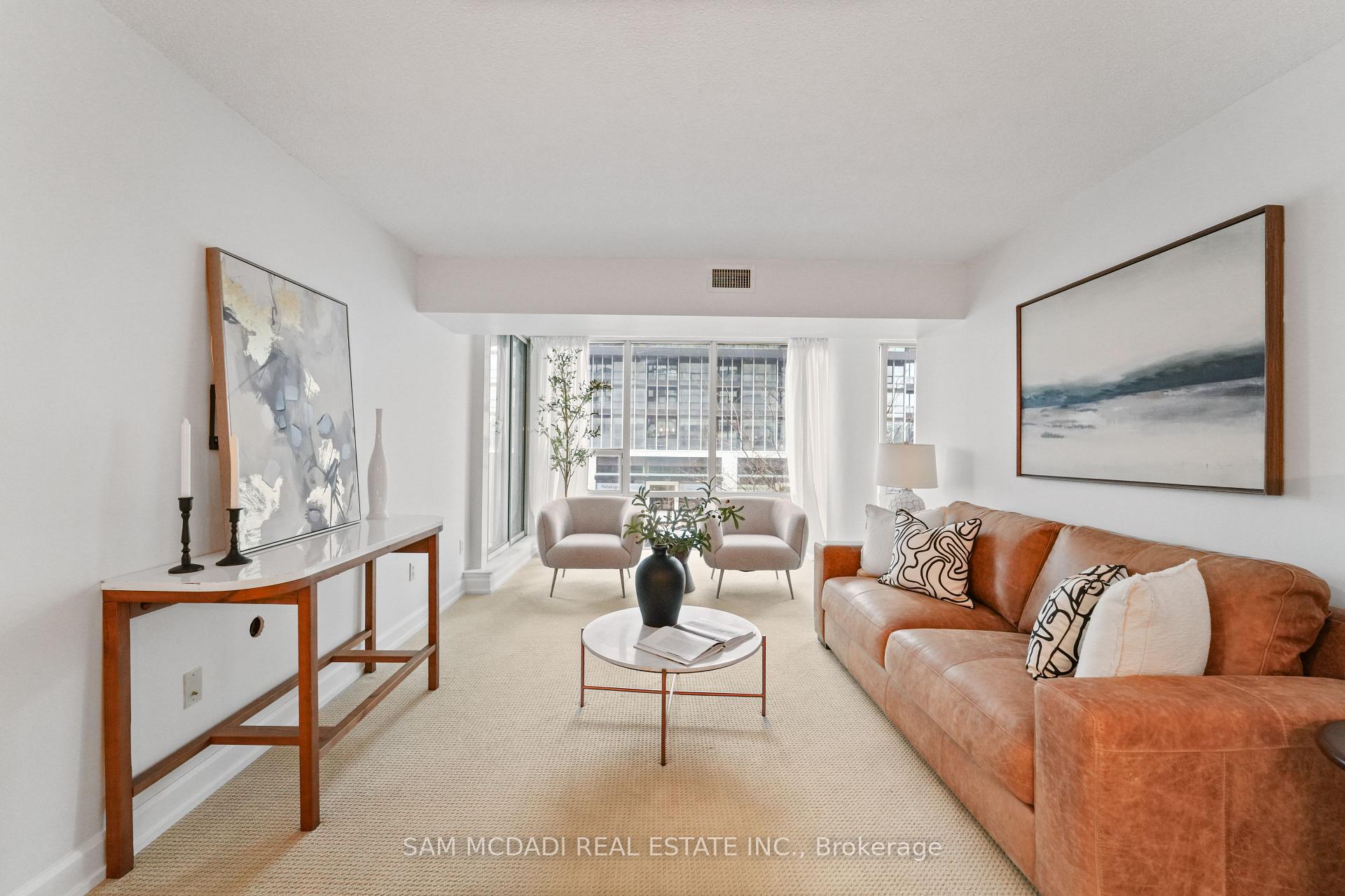 330 Rathburn Road W 305