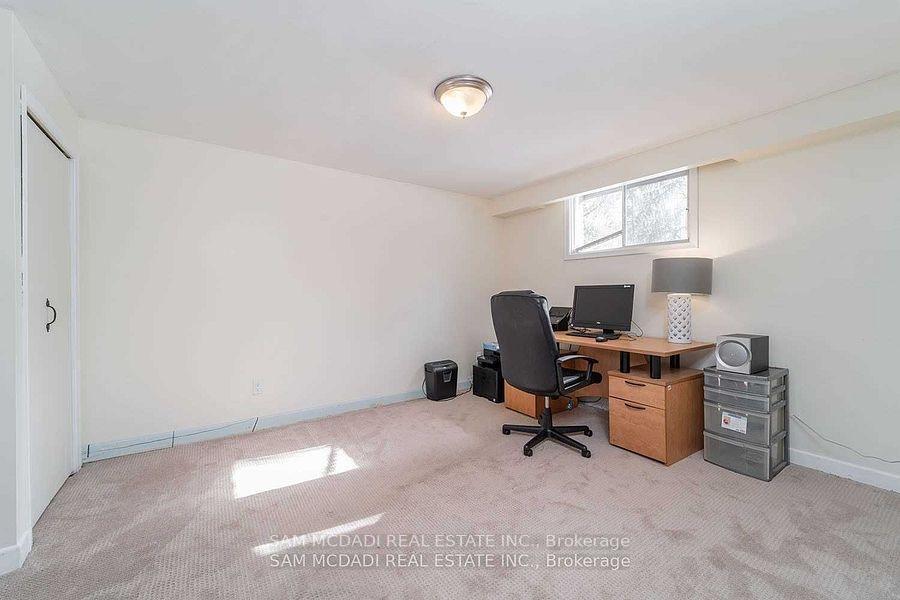 1730 Sunningdale Bend