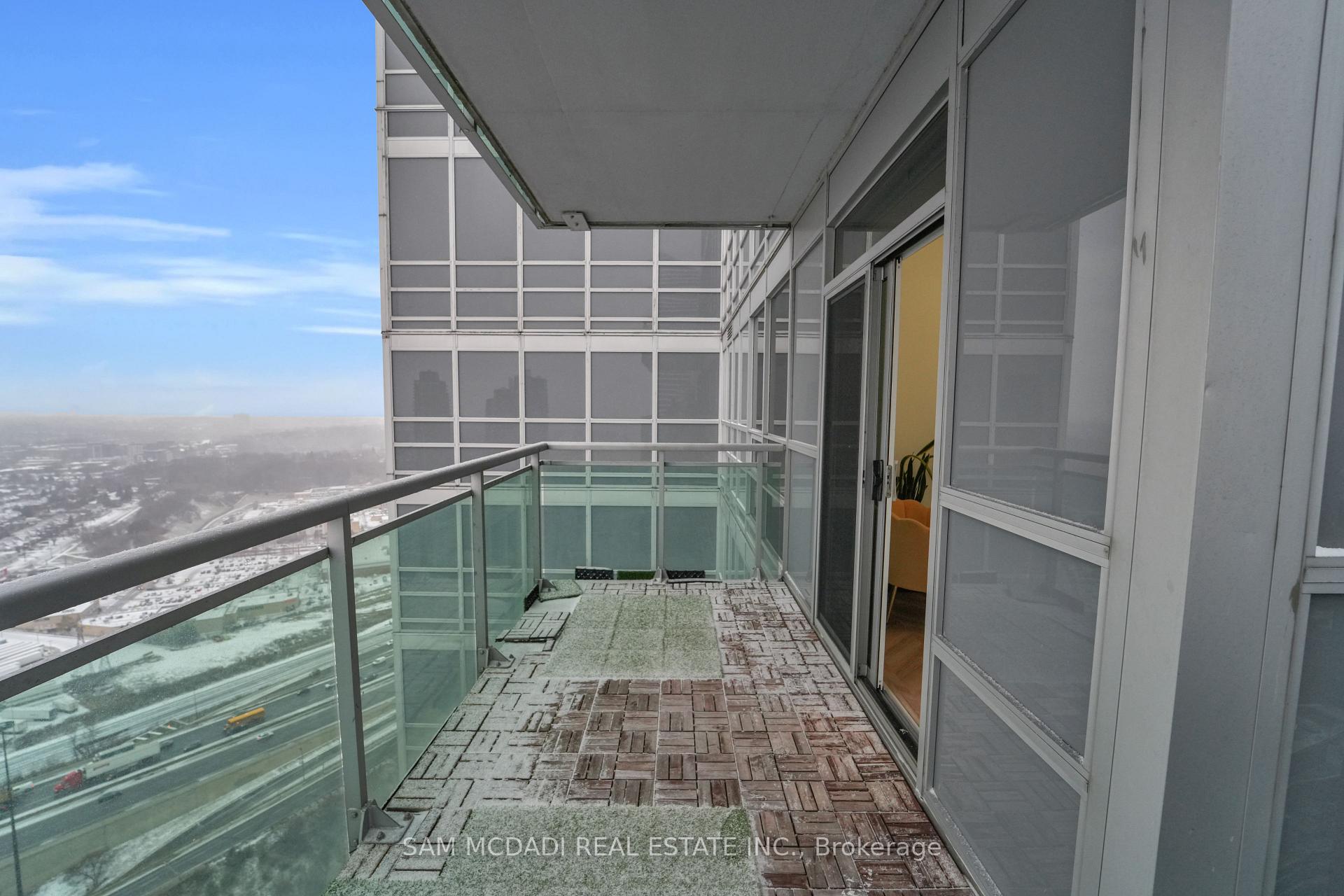 16 Brookers Lane PH1