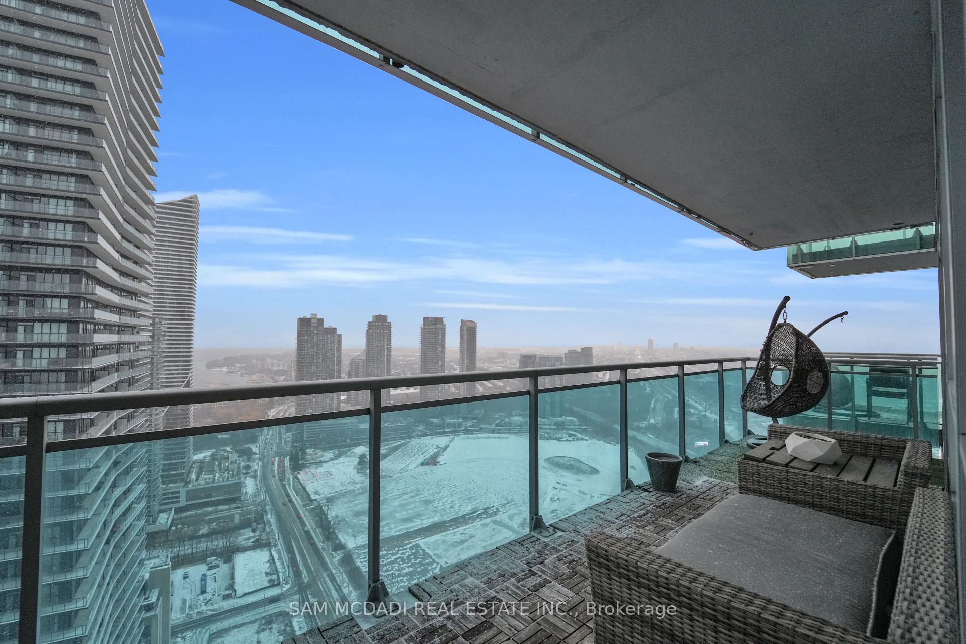 16 Brookers Lane PH1