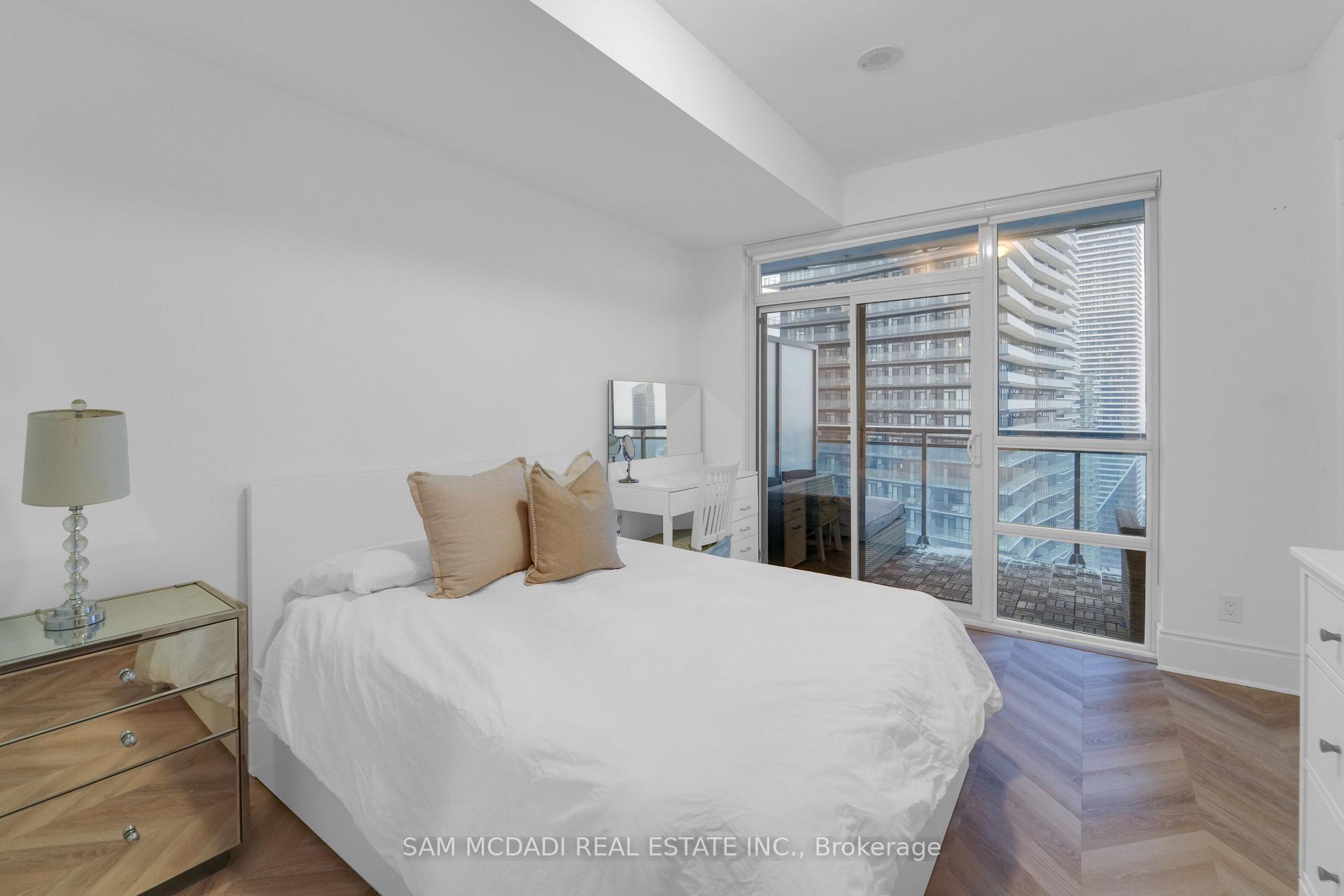 16 Brookers Lane PH1