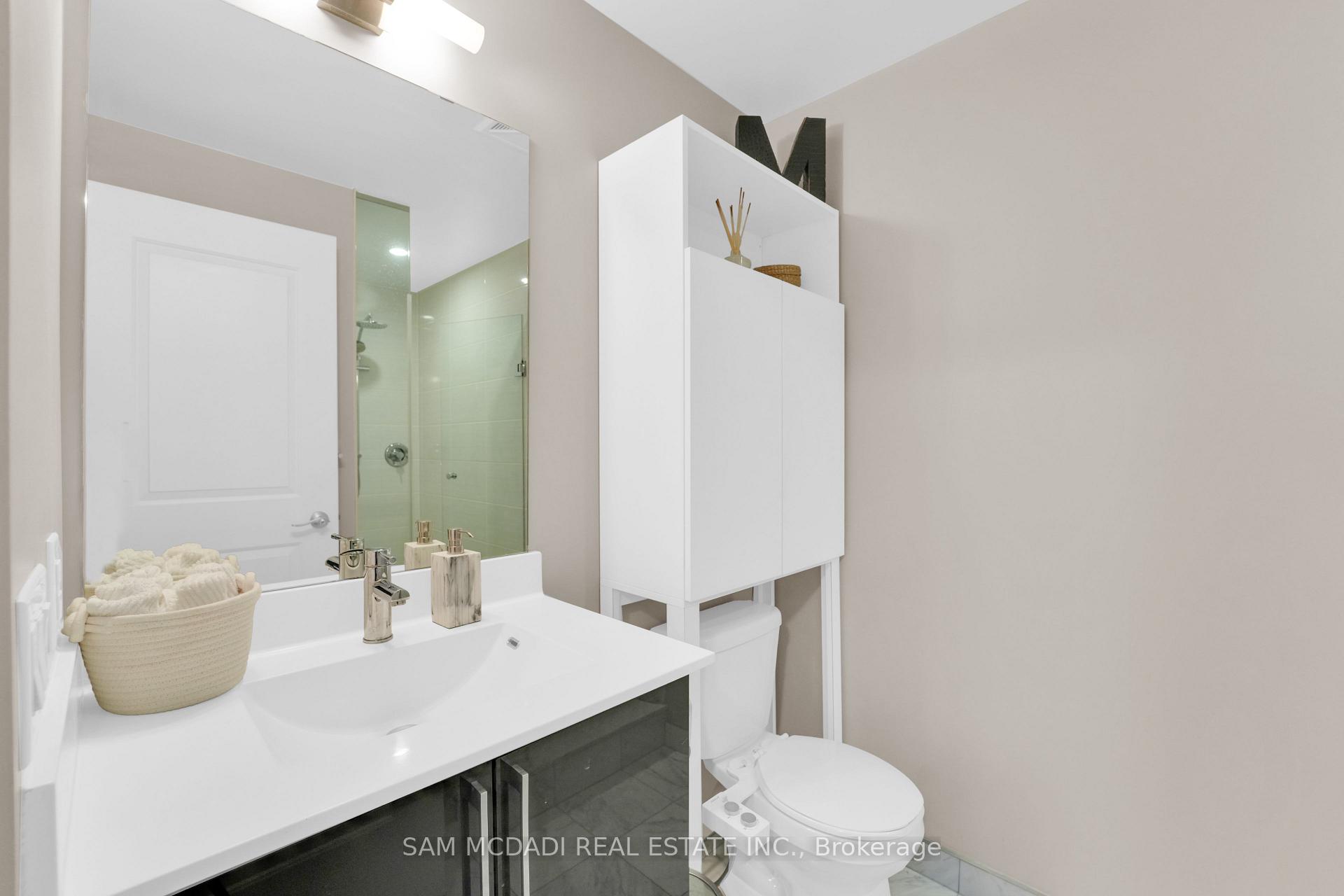 16 Brookers Lane PH1