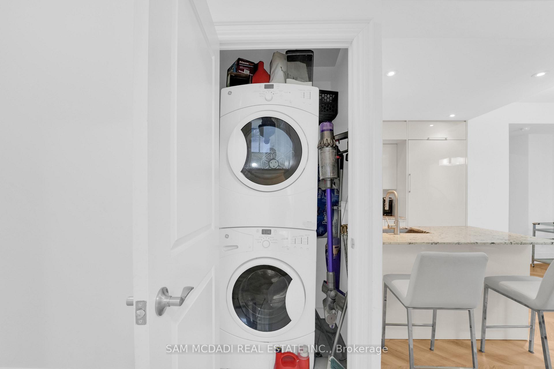 16 Brookers Lane PH1