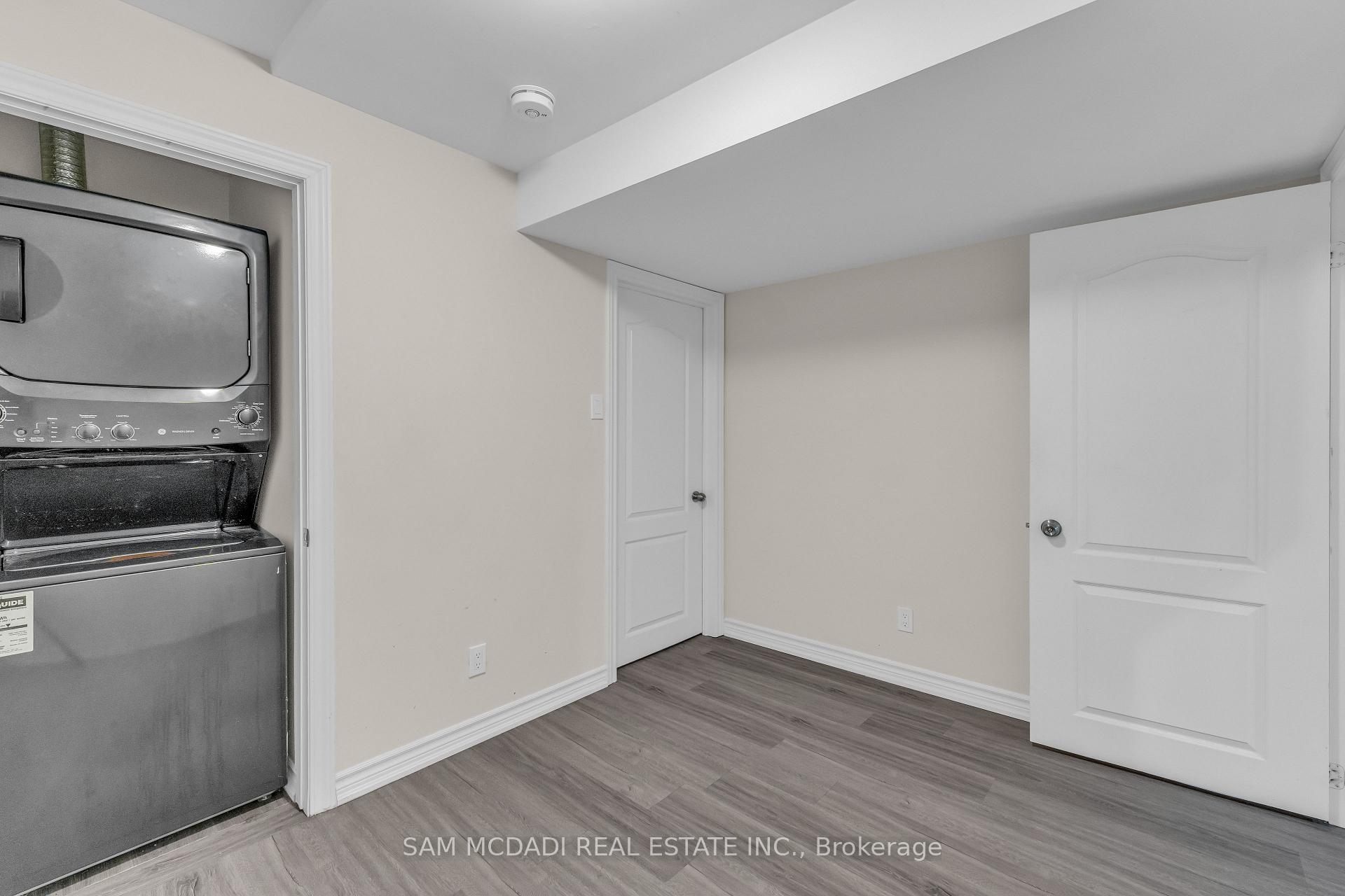 266 Cedric Terrace (LOWER)