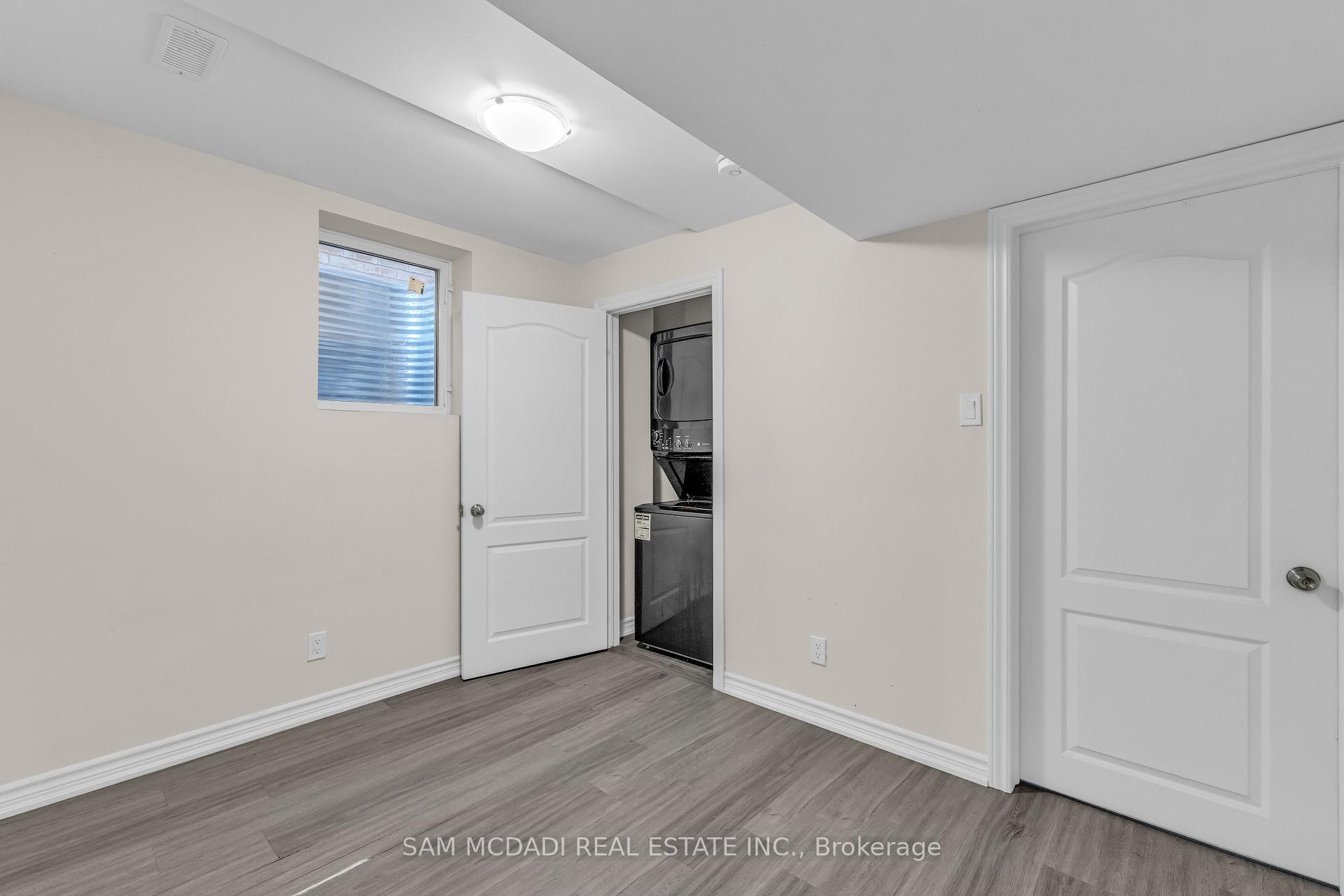 266 Cedric Terrace (LOWER)