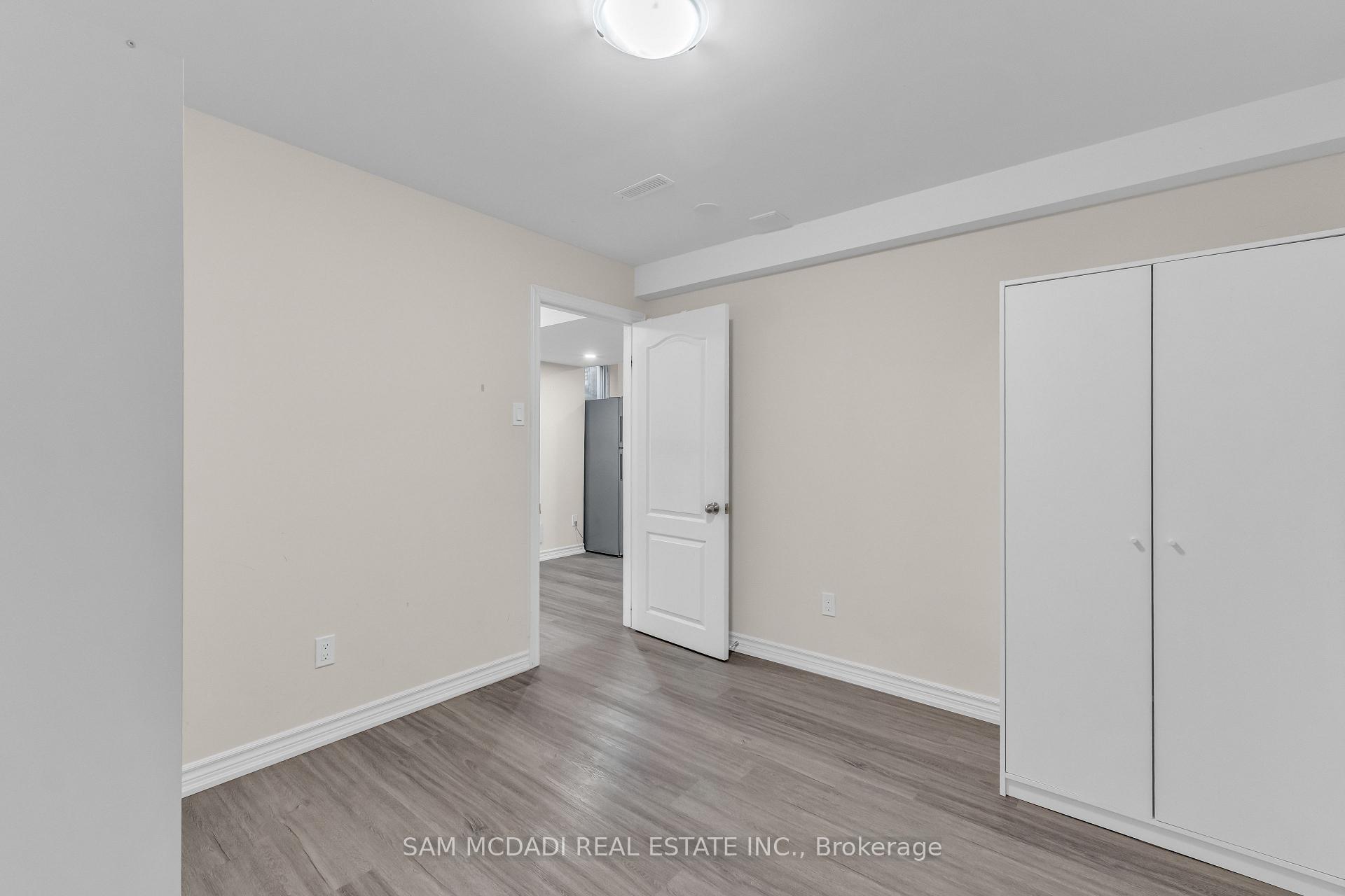 266 Cedric Terrace (LOWER)