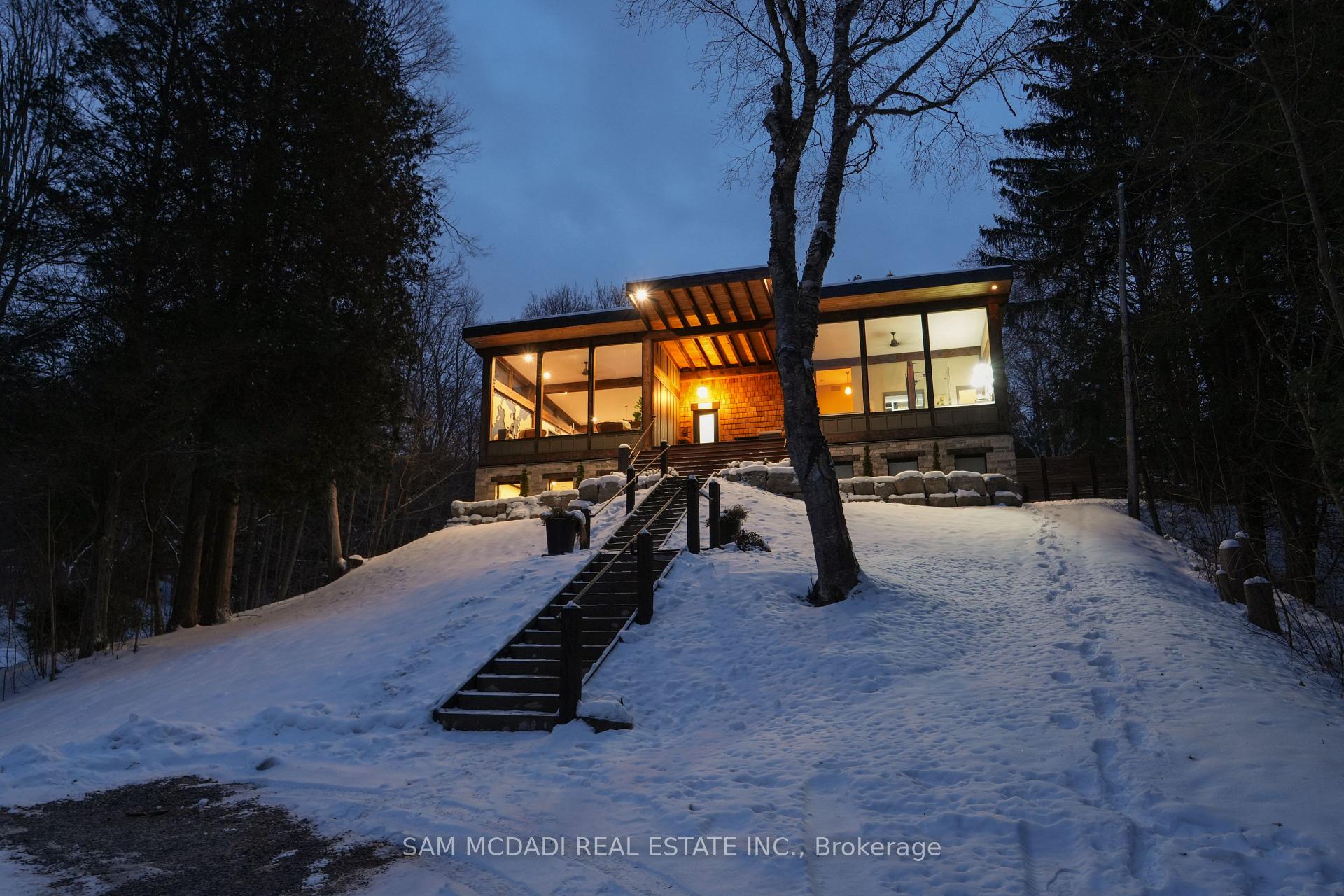 2084 Grand Boulevard