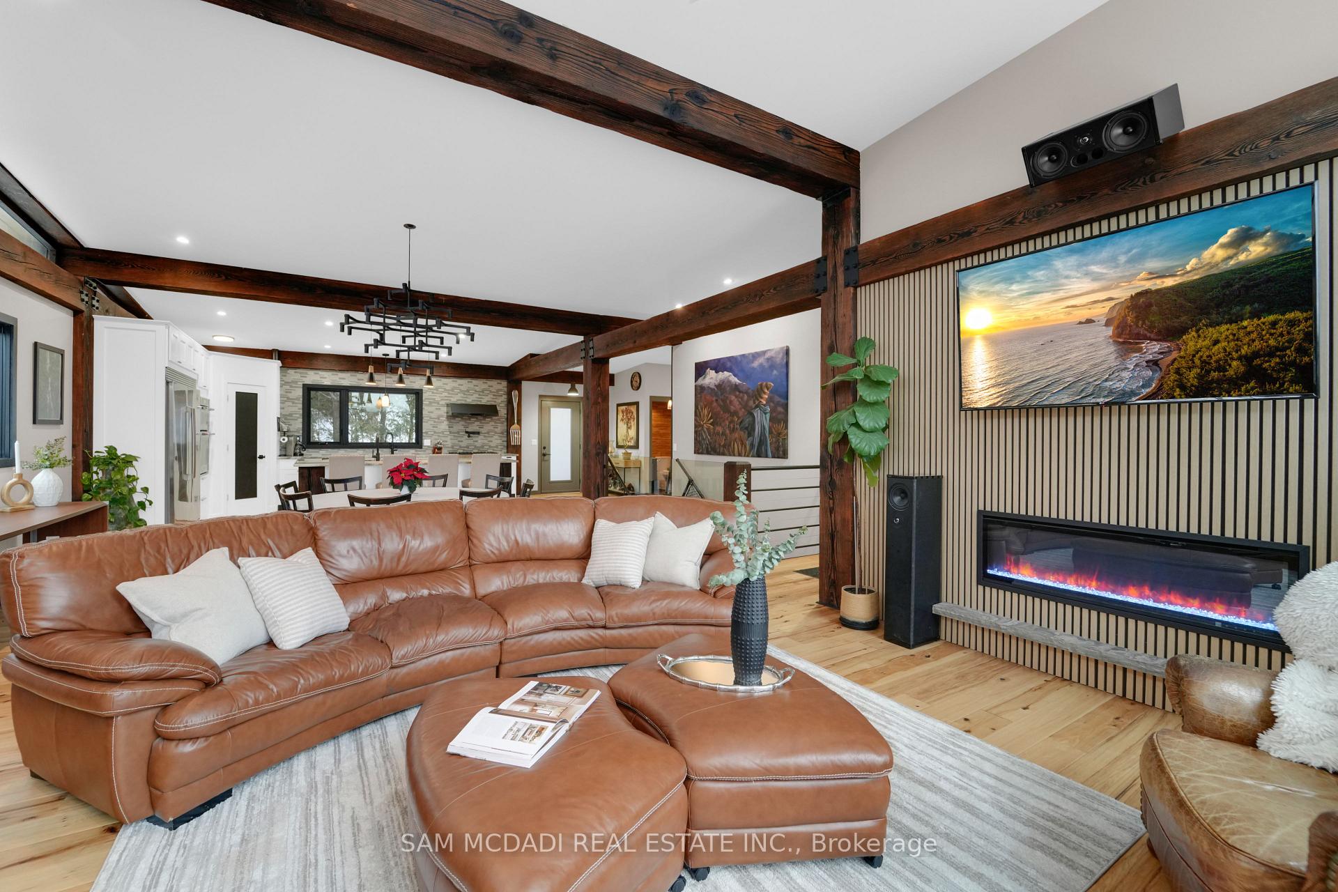 2084 Grand Boulevard