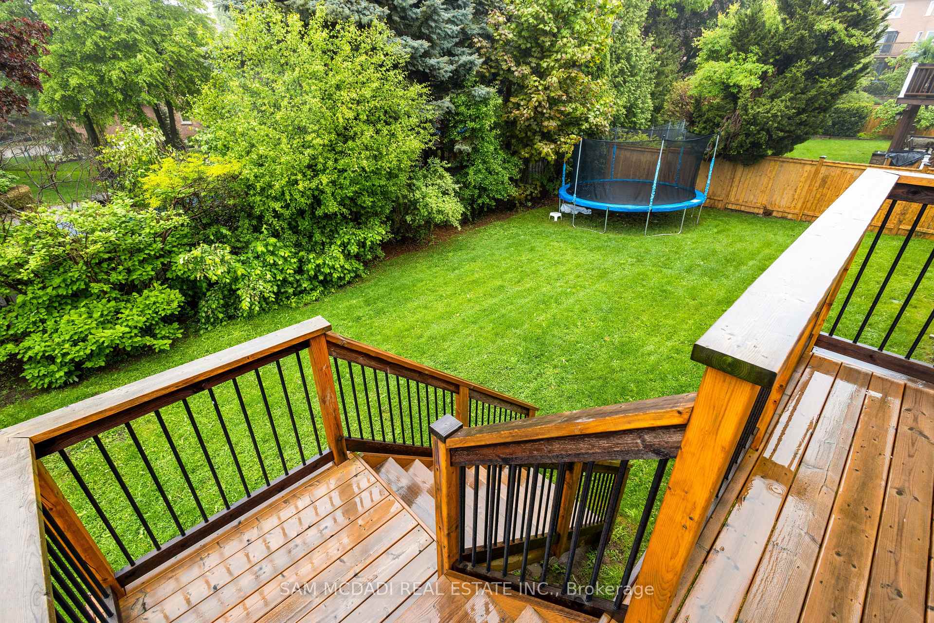 2492 Erin Centre Boulevard