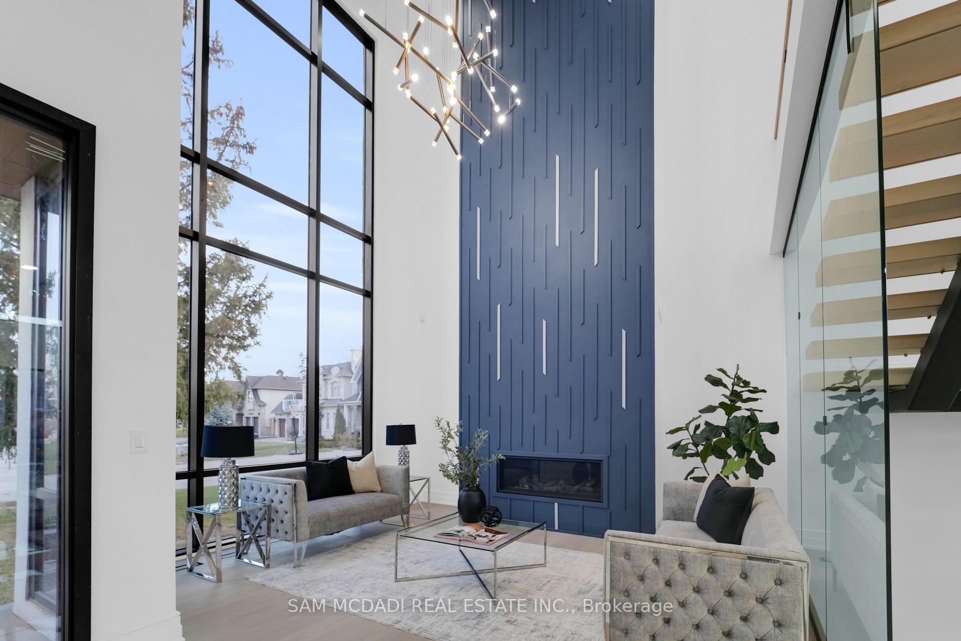 468 Saville Crescent