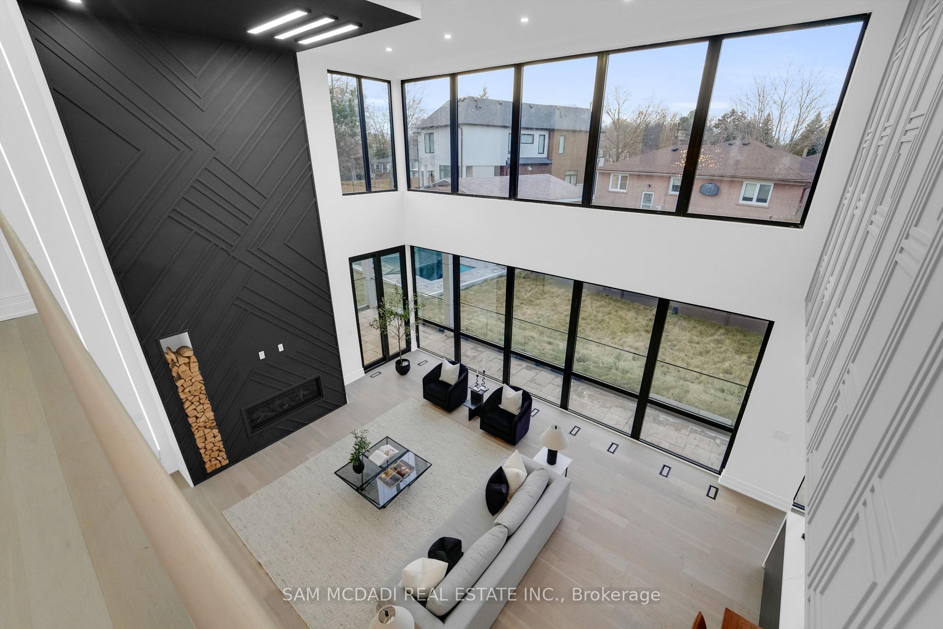 468 Saville Crescent