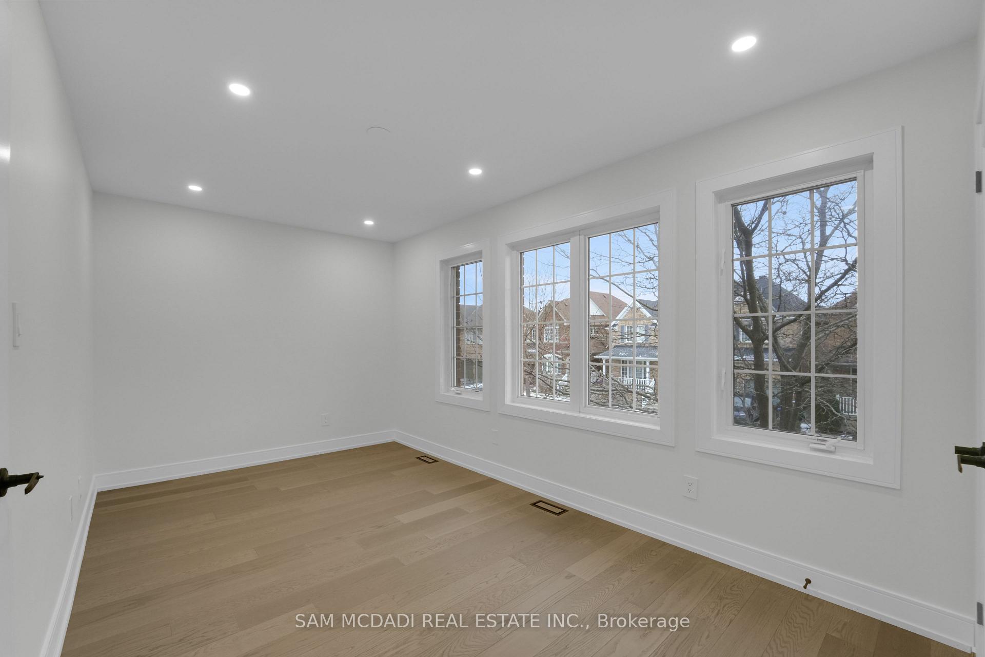 17 Ferncastle Crescent