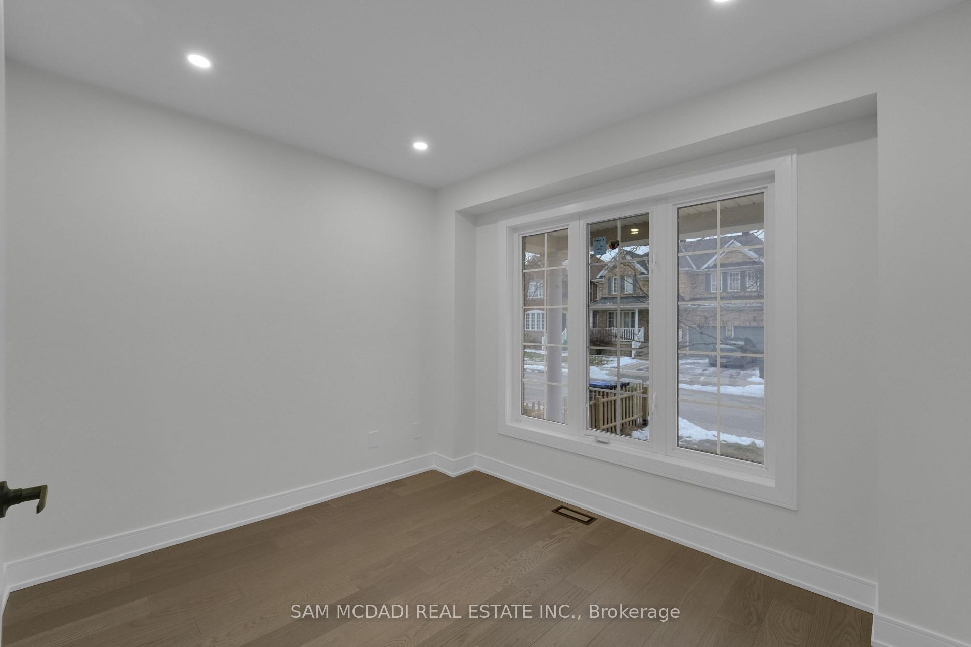 17 Ferncastle Crescent