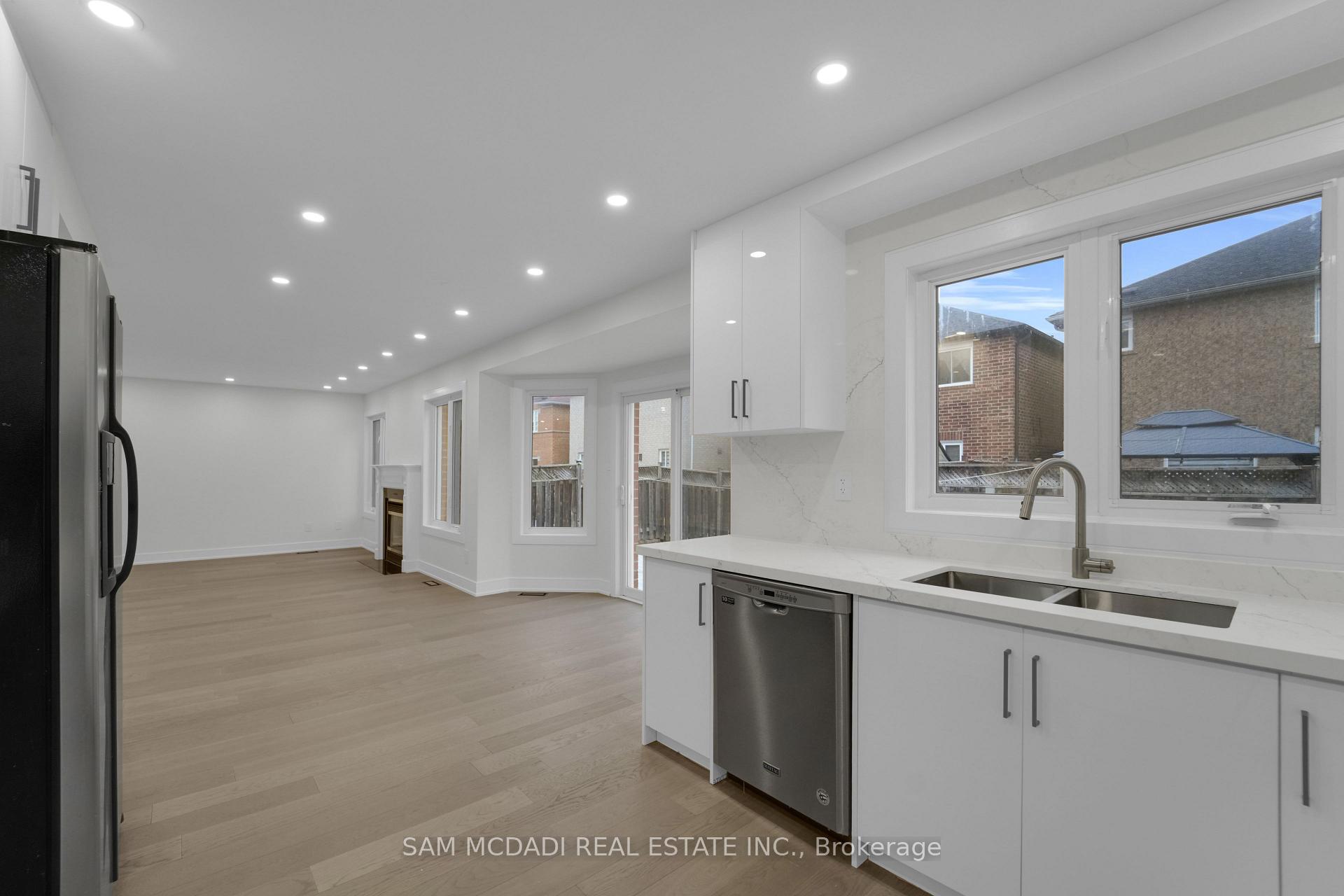 17 Ferncastle Crescent