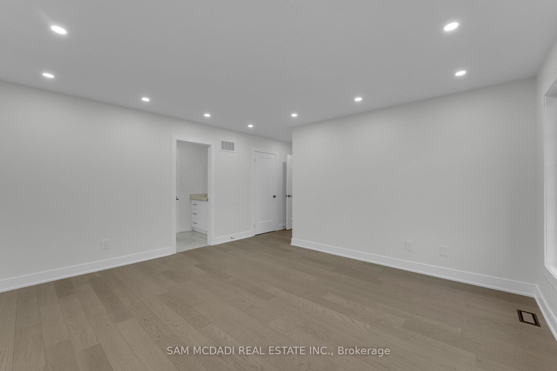 17 Ferncastle Crescent