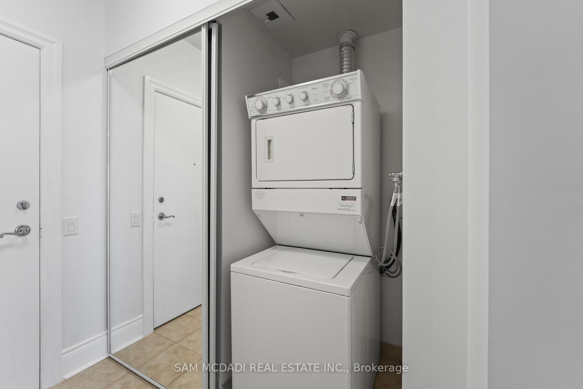 5229 Dundas Street W 2002