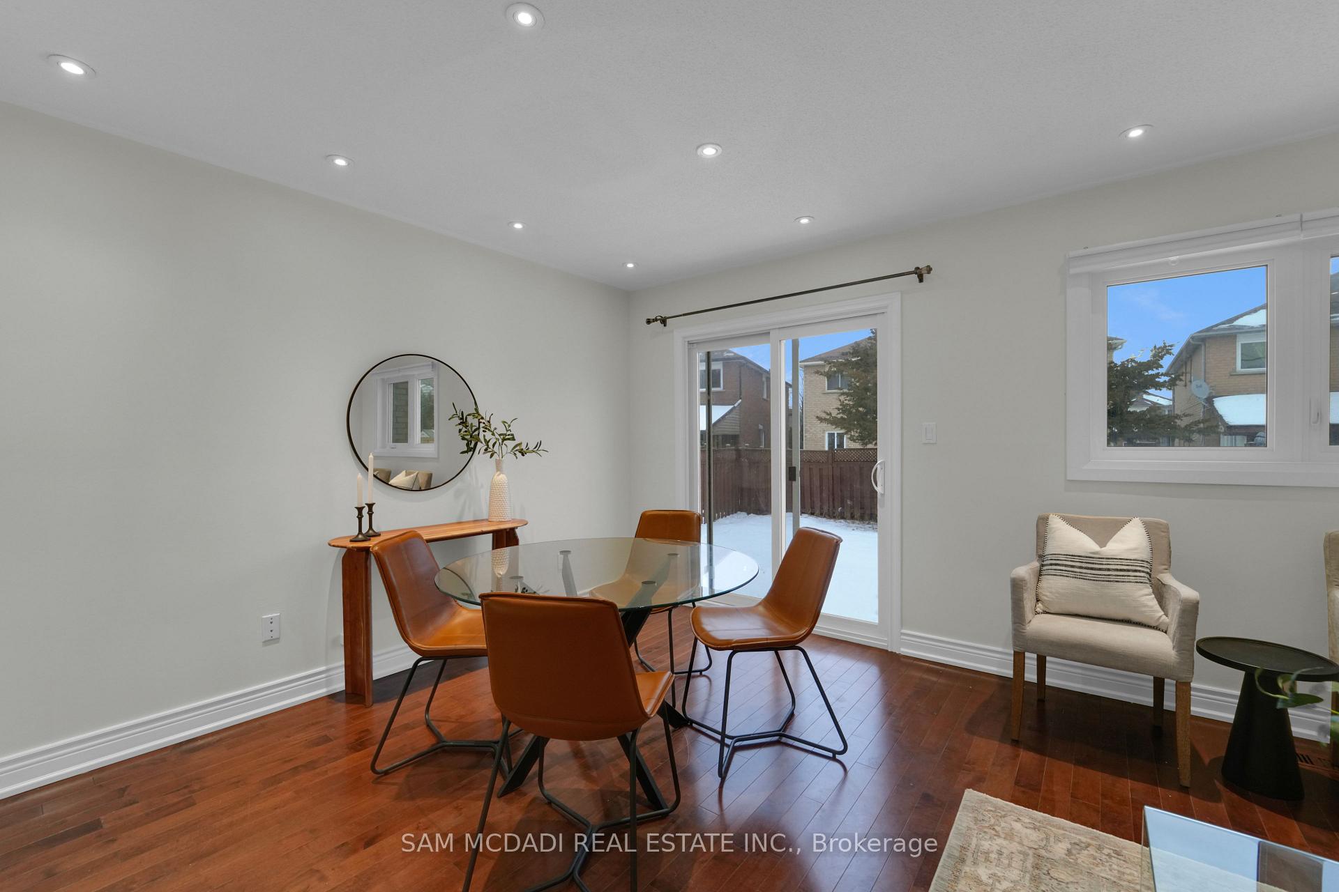 5487 Cosmic Crescent