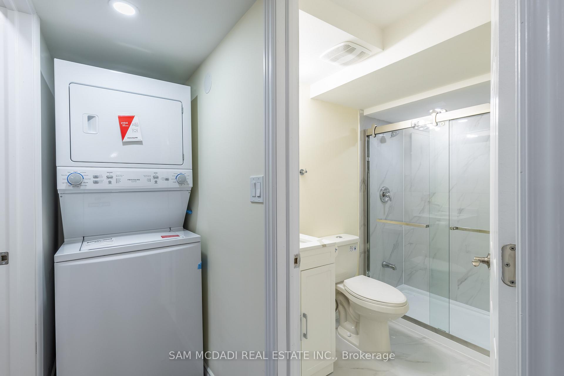 841 Magnolia Terrace