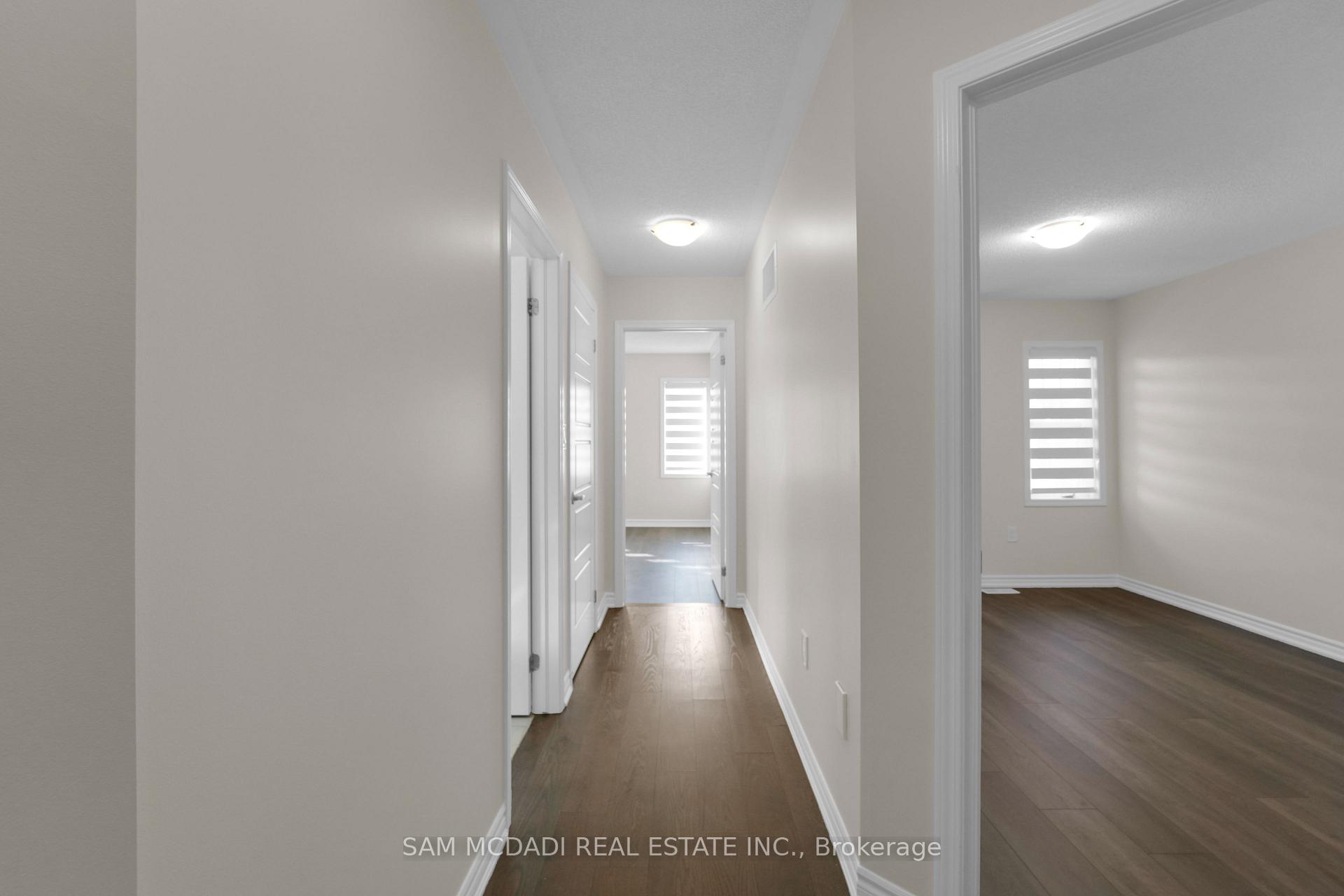 1395 Chretien Street