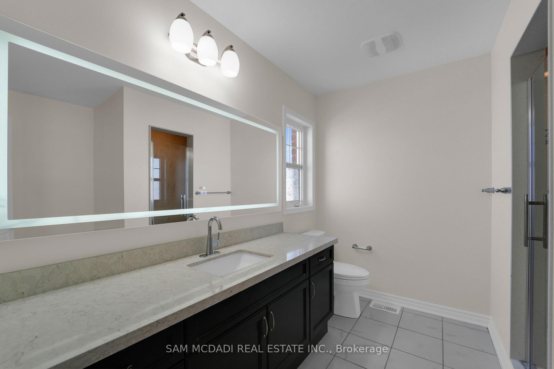 1395 Chretien Street