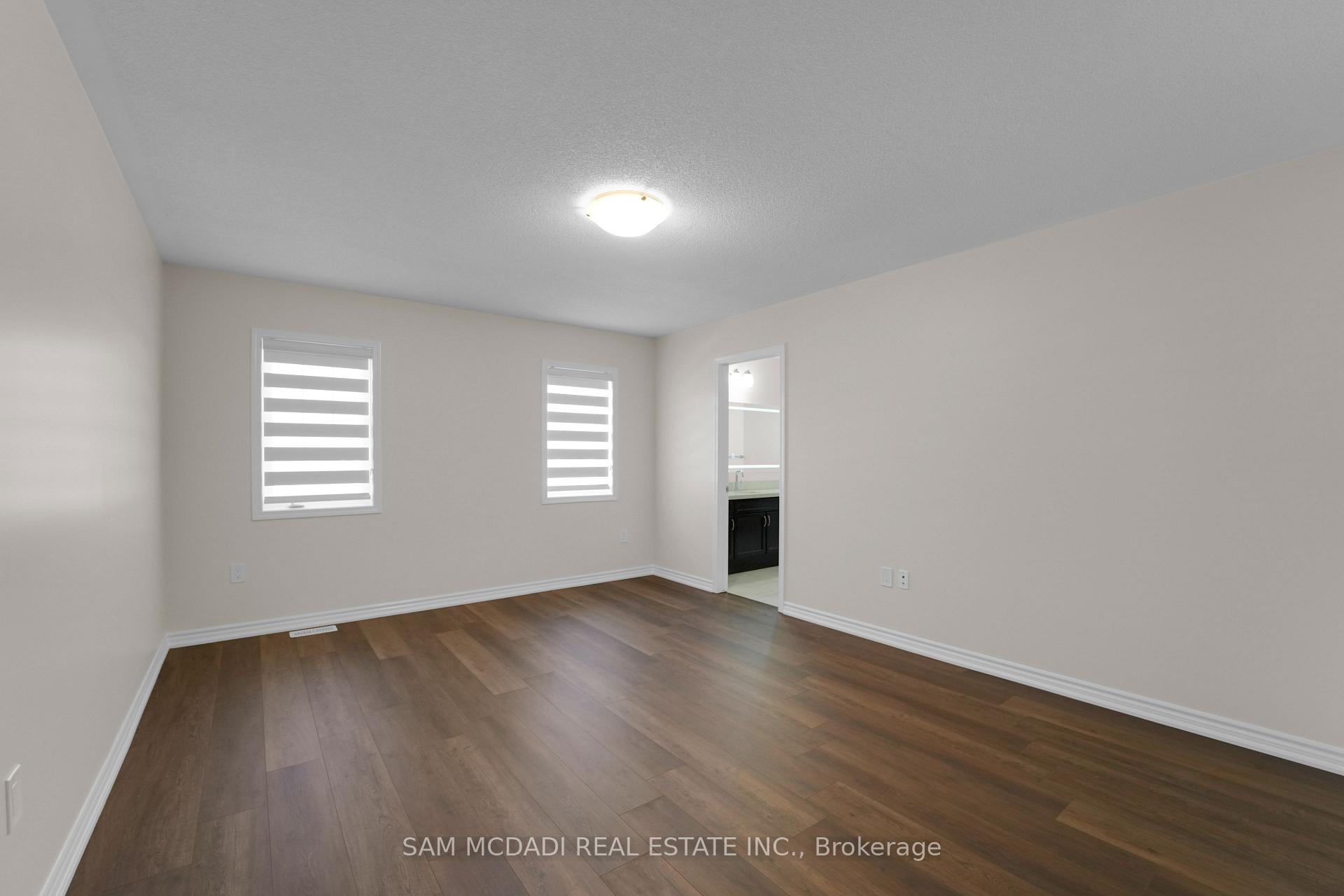 1395 Chretien Street