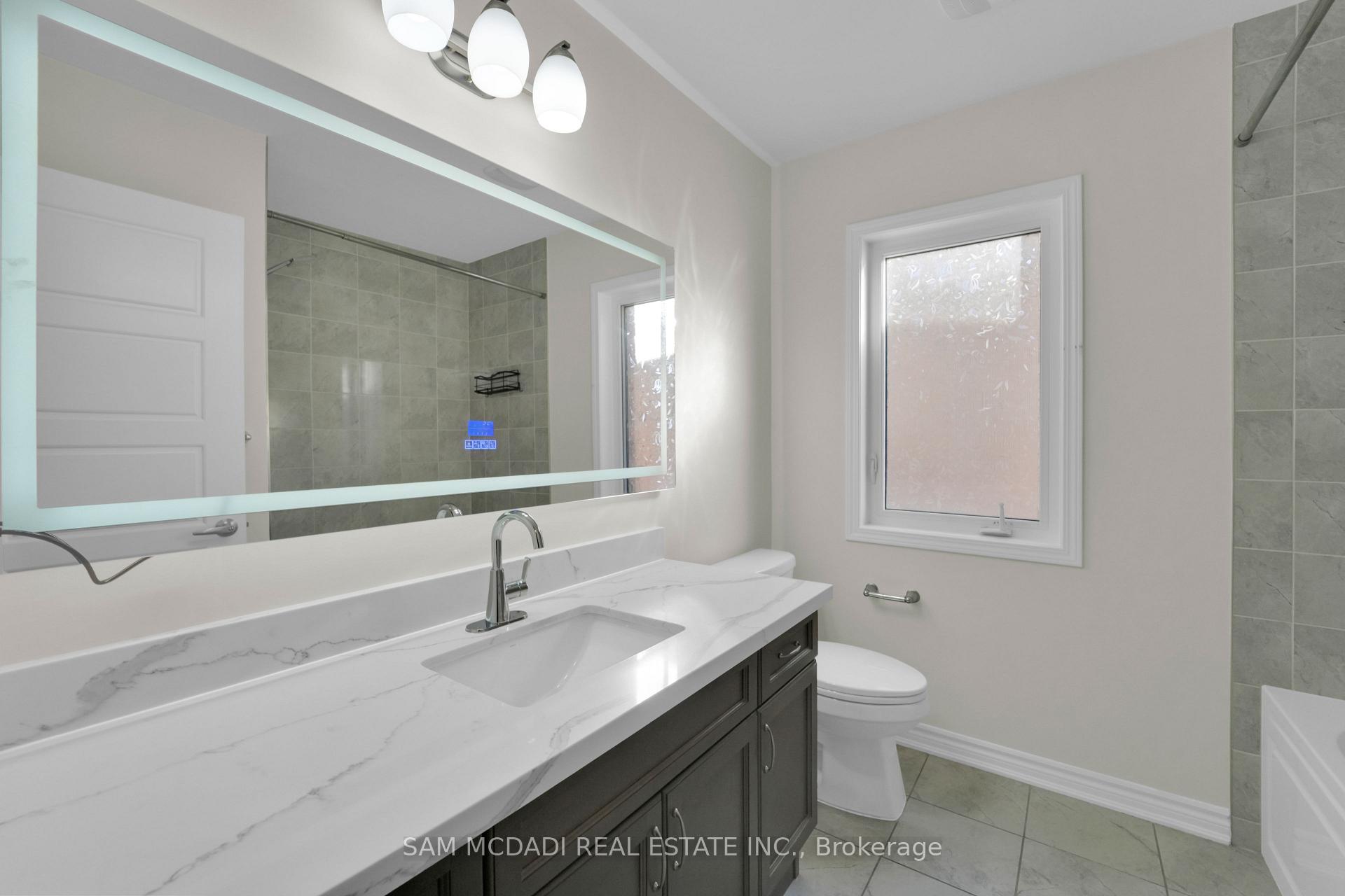 1395 Chretien Street