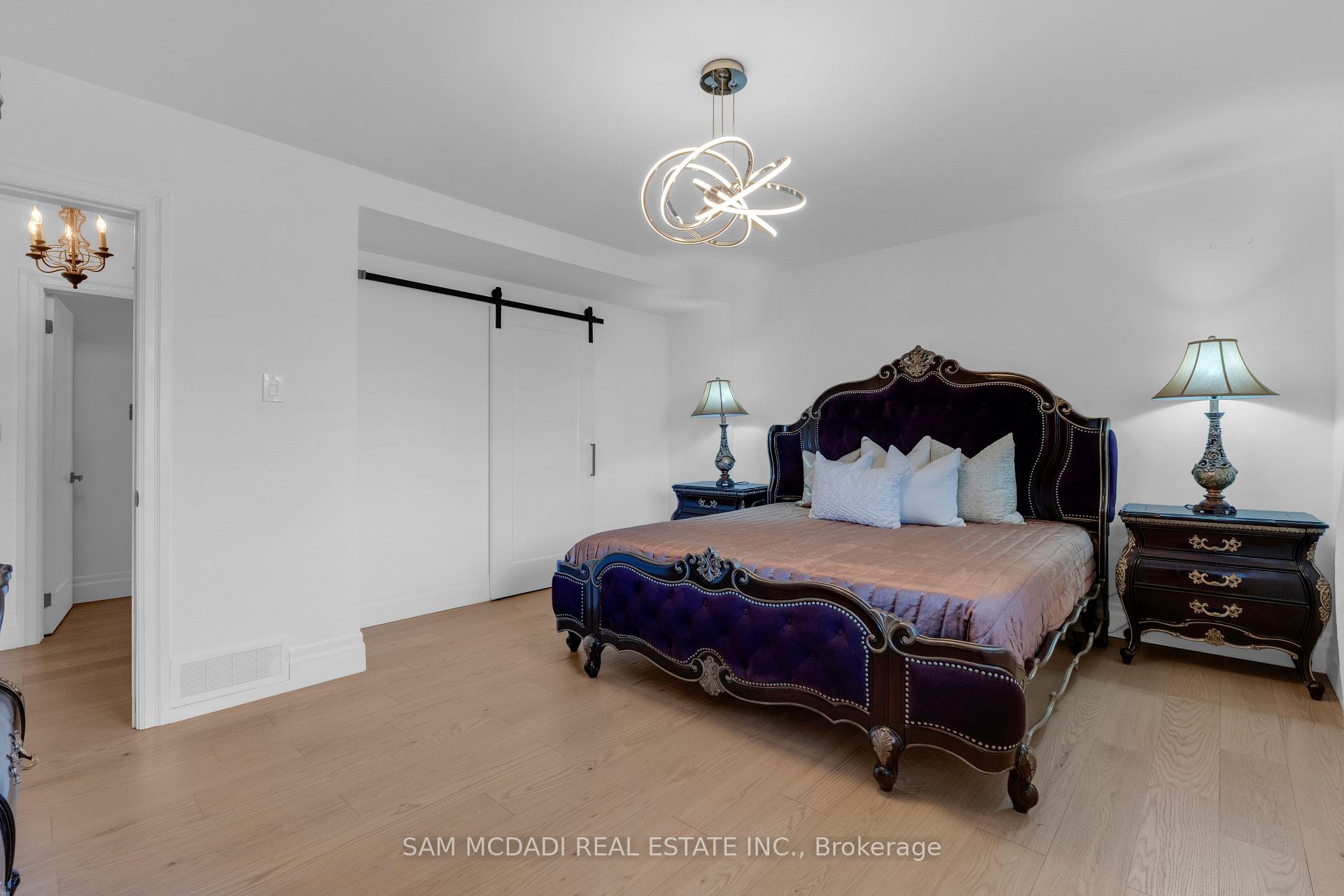 625 Sir Richard's Road