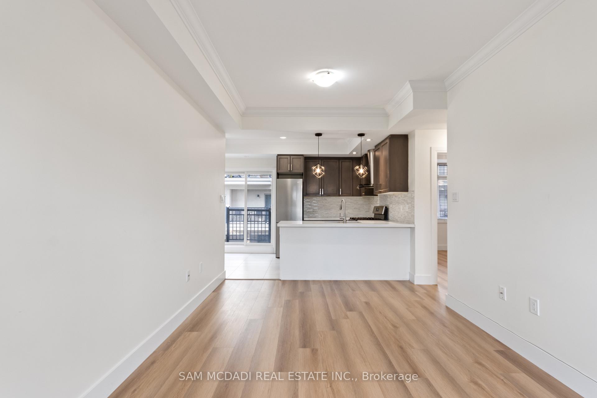 3083 Cawthra Road 23