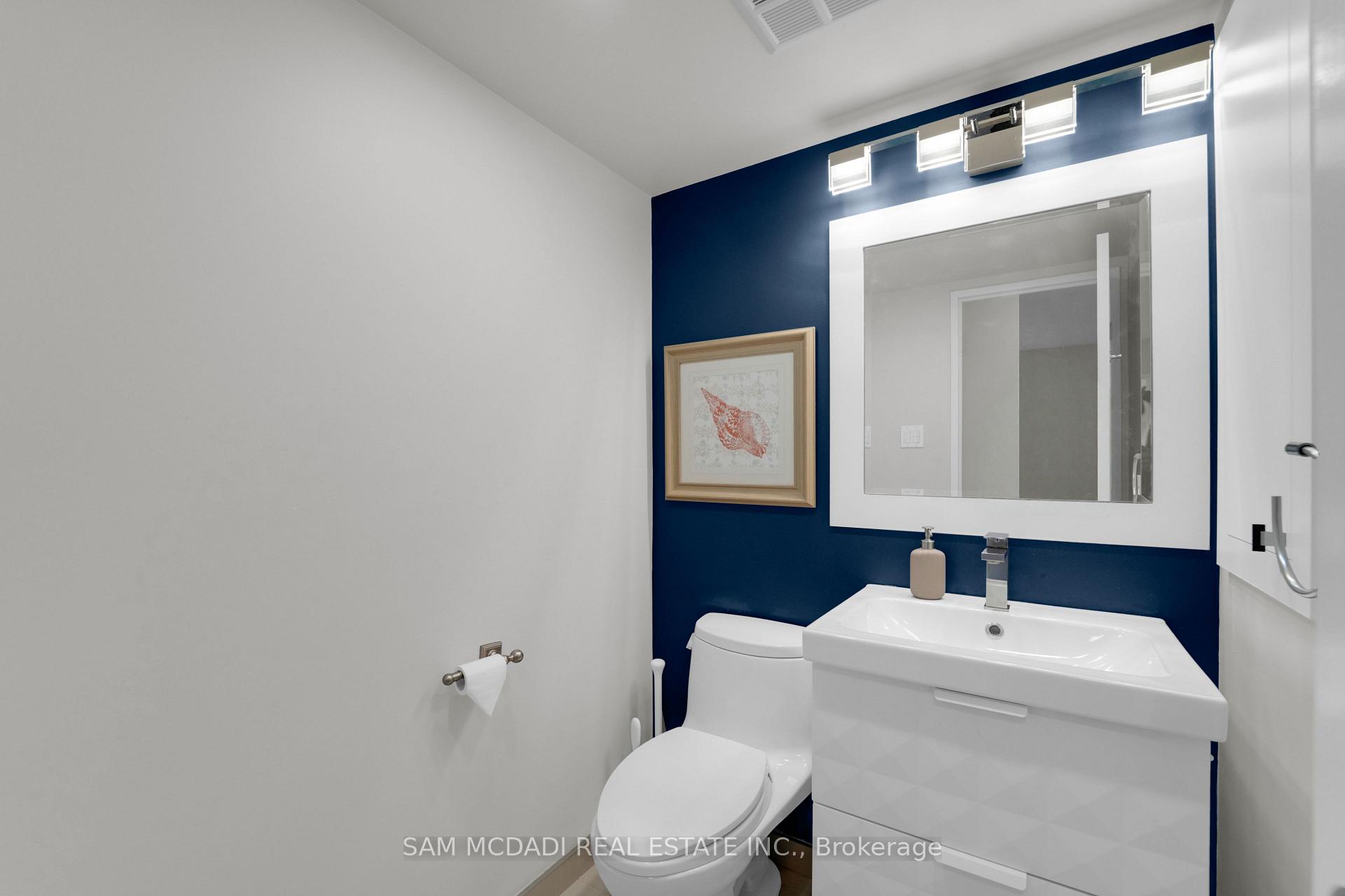 1300 Islington Avenue 909