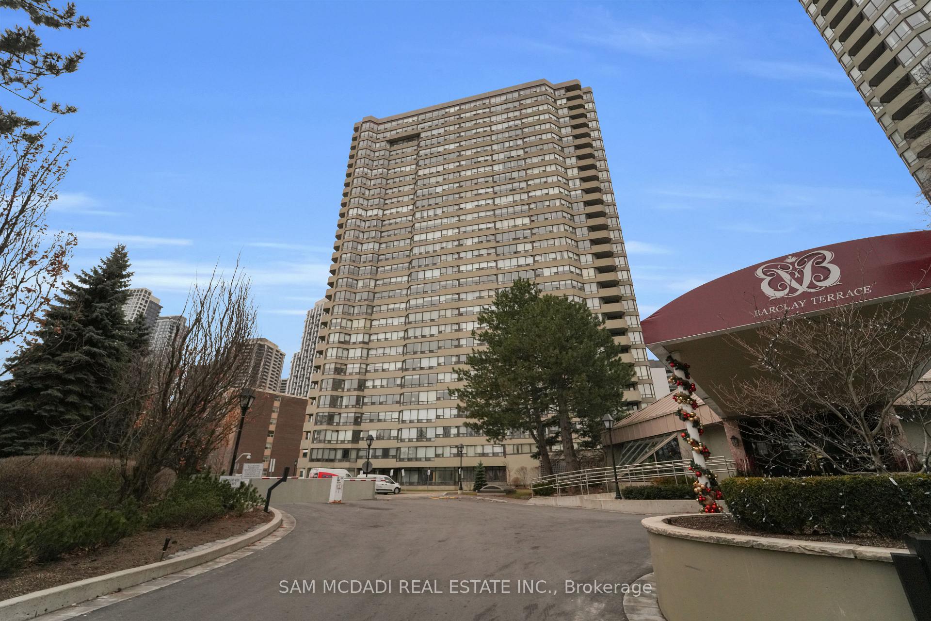 1300 Islington Avenue 909