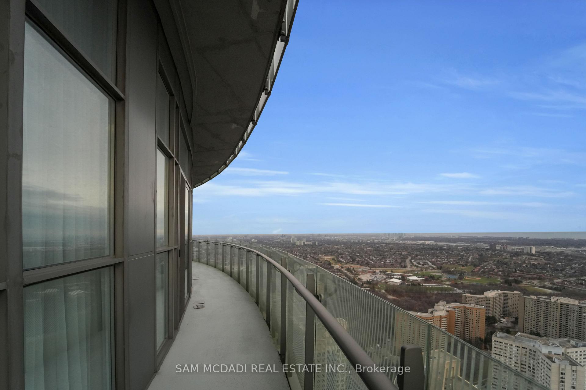 50 Absolute Avenue PH3