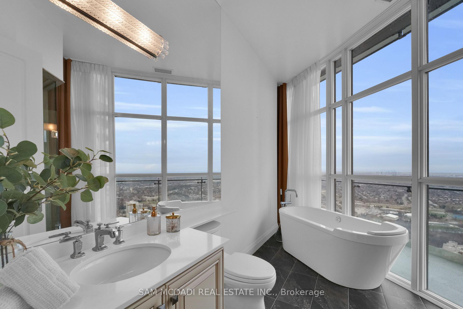 50 Absolute Avenue PH3