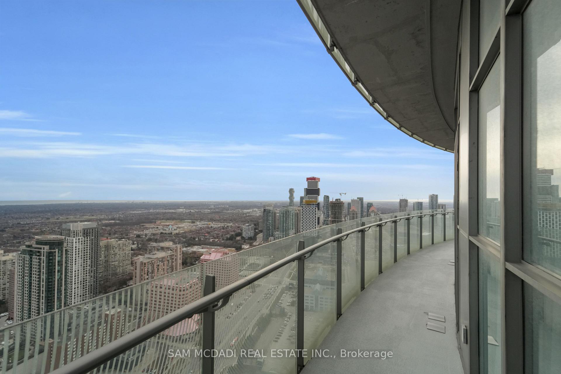 50 Absolute Avenue PH3